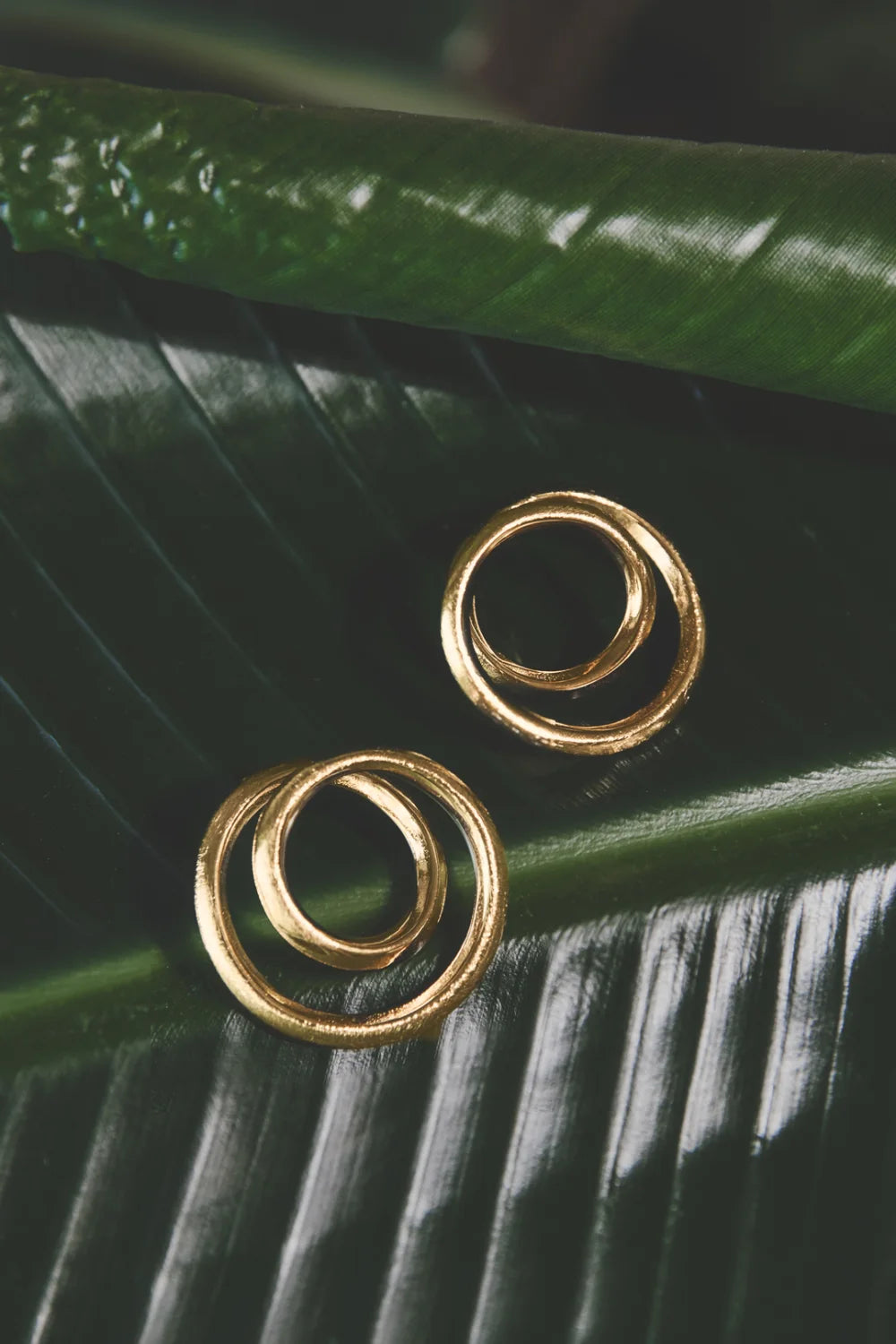 Oorbellen Britt spiral effect gold