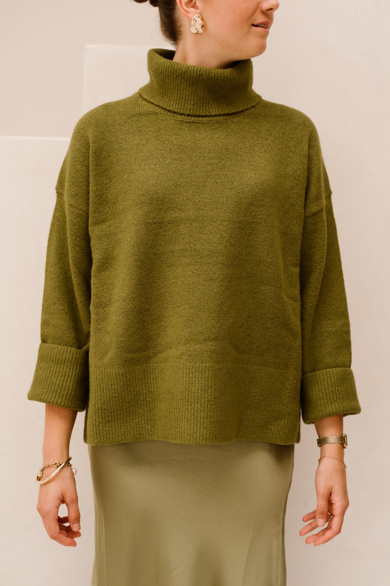 Naline Knit Blouse Sage Green