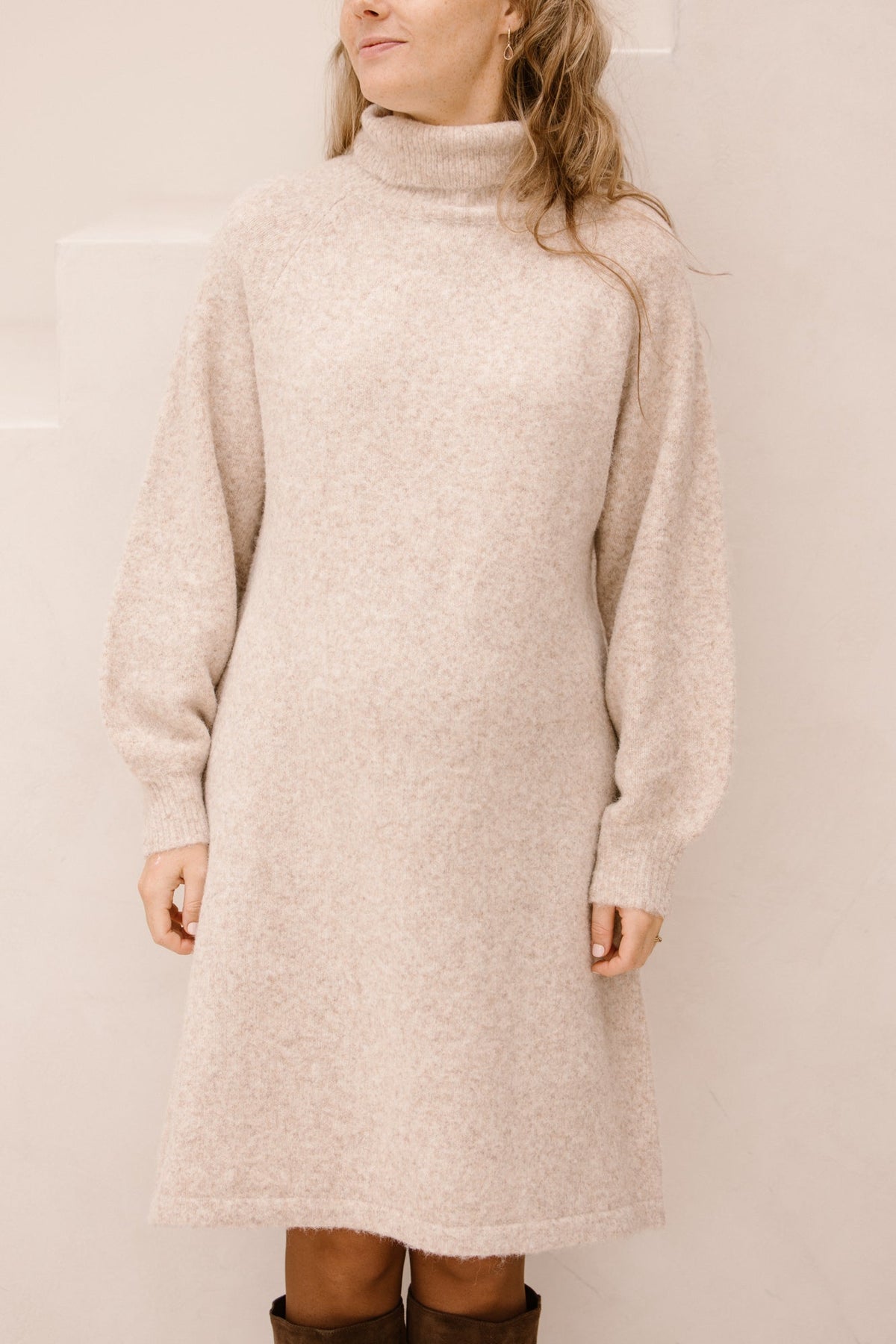 Adora sweater dress beige - Bij Keesje - Bij Keesje