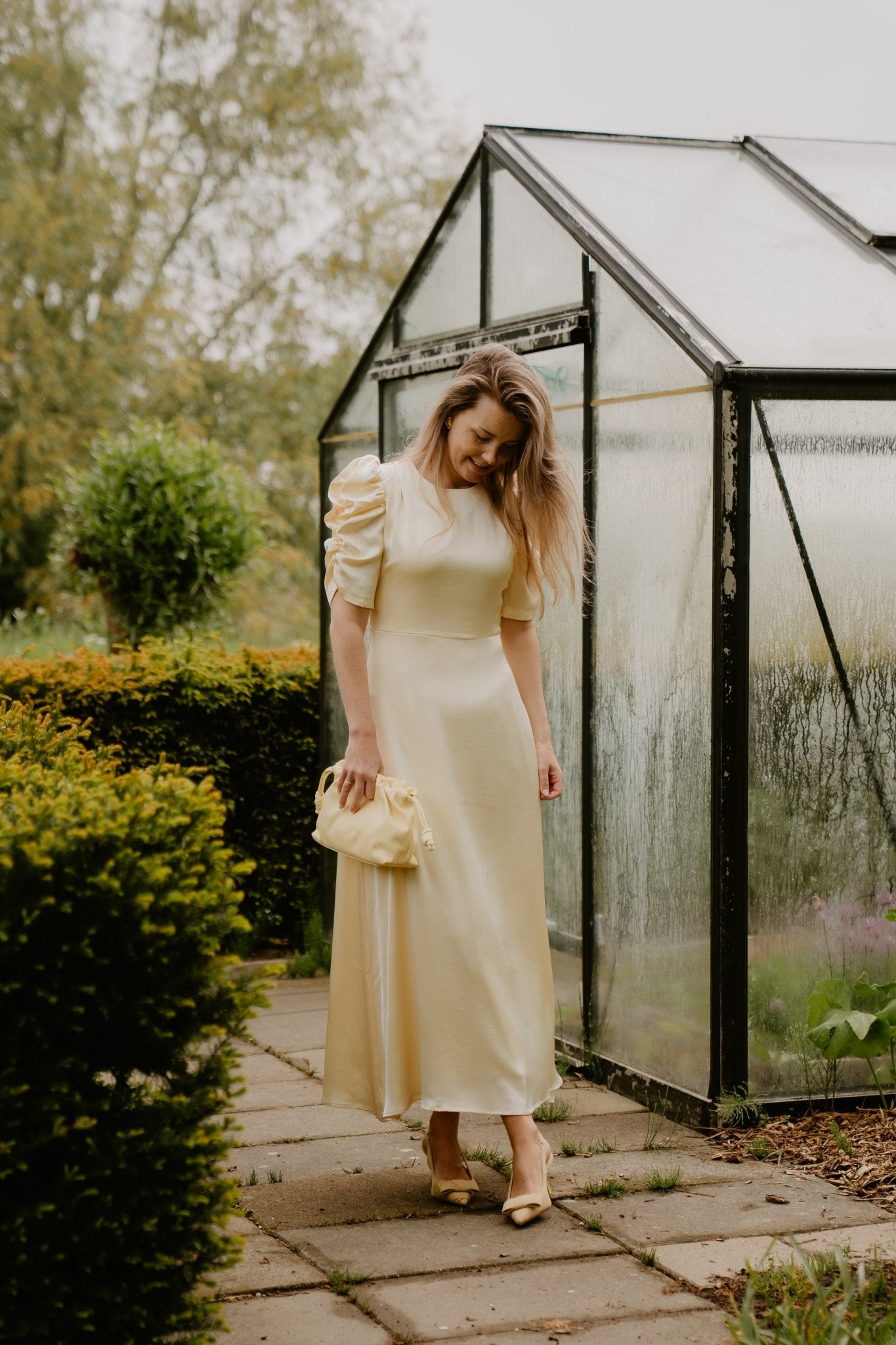 Benuti solid dress light yellow - Bij Keesje - Neo Noir - Jurk