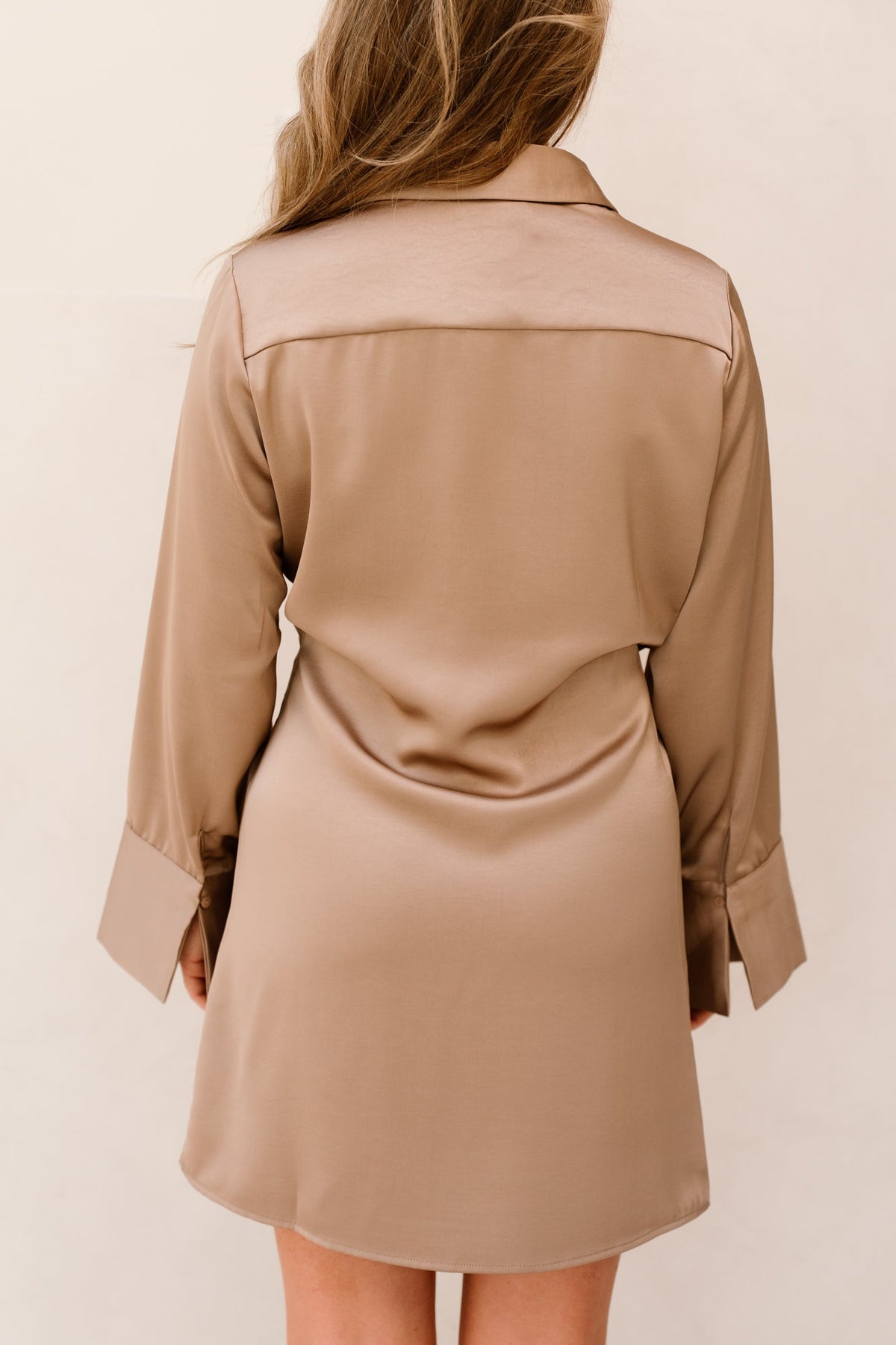 Biria Heavy Sateen Dress Dark Taupe - Bij Keesje - Neo Noir - Jurk