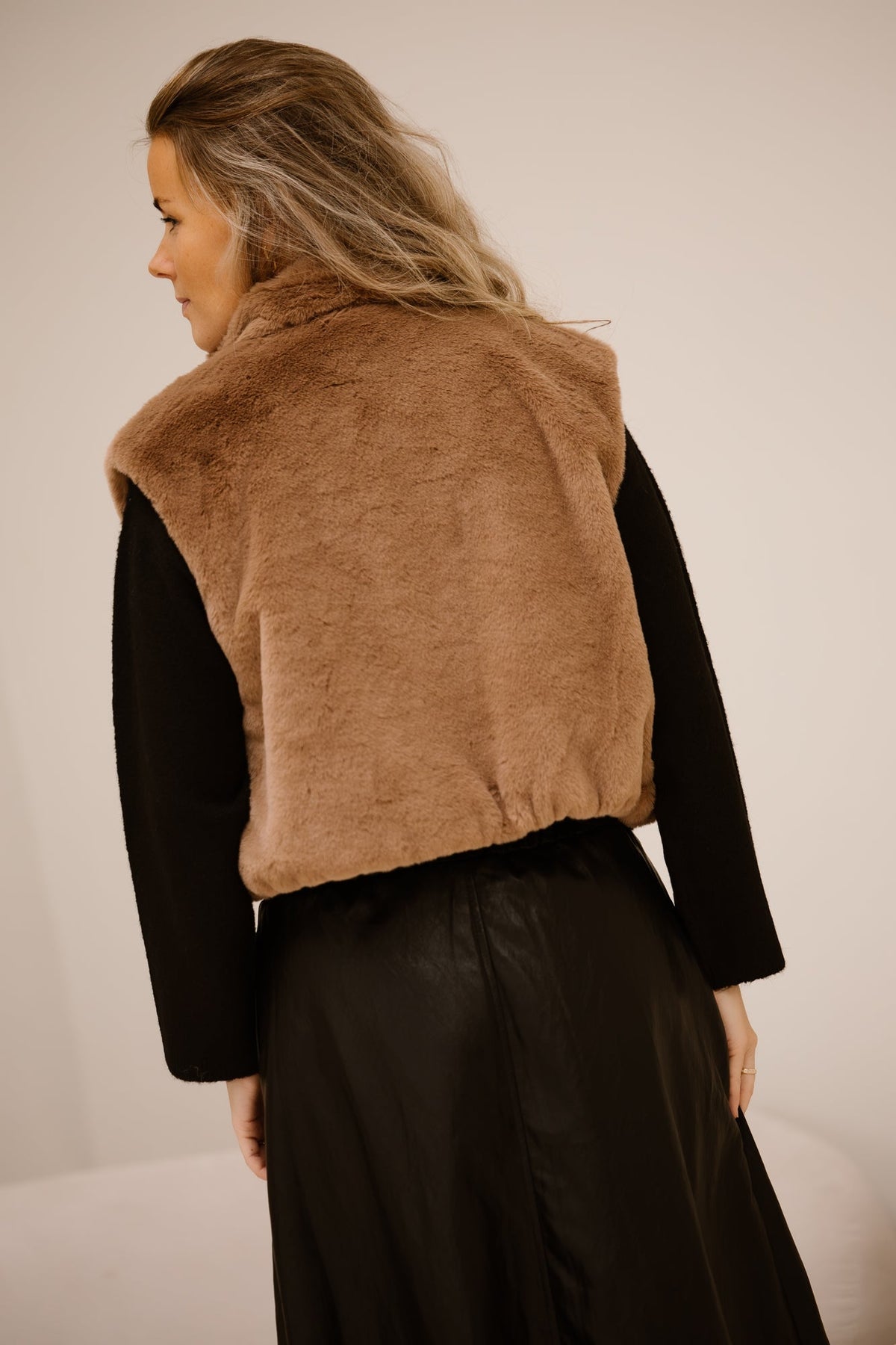 Francis bont gilet taupe - Bij Keesje - Bij Keesje - Gilet