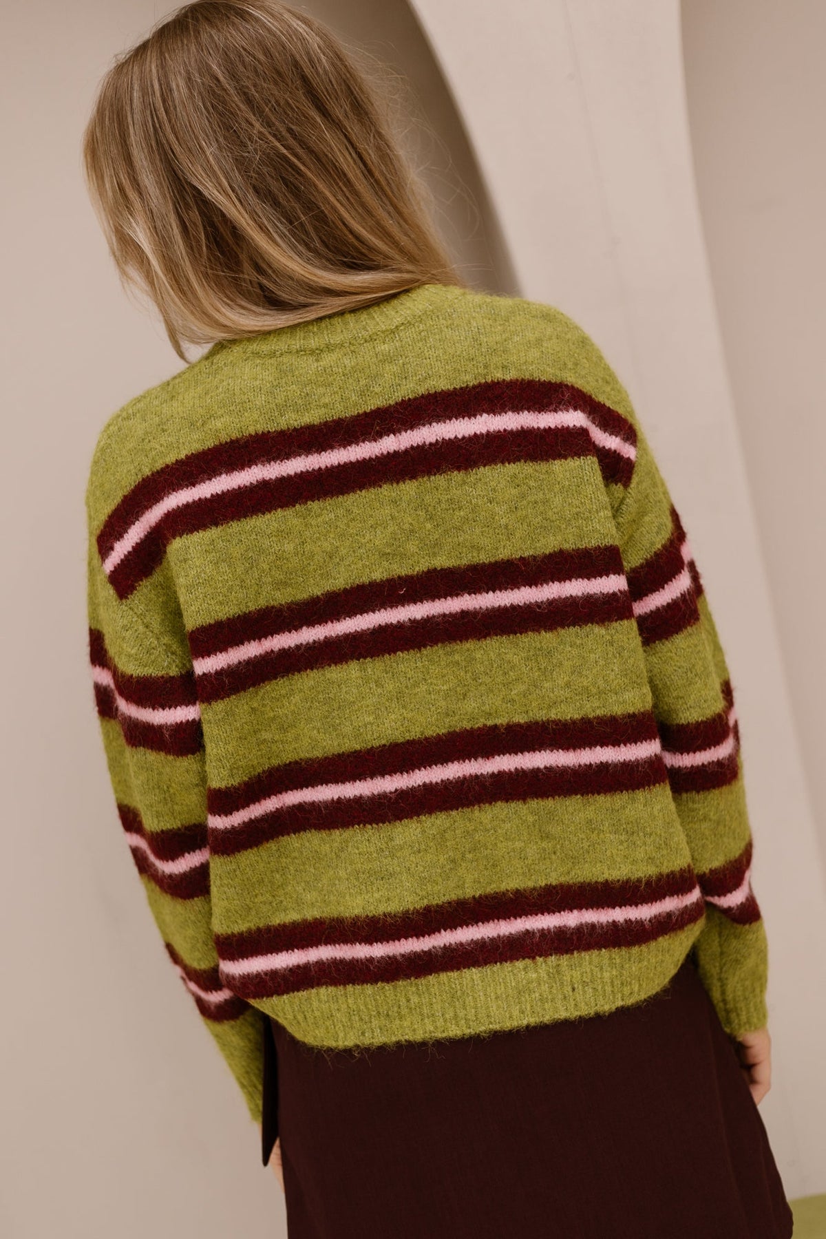 Groene trui streep burgundy - Bij Keesje - Bij Keesje - Trui