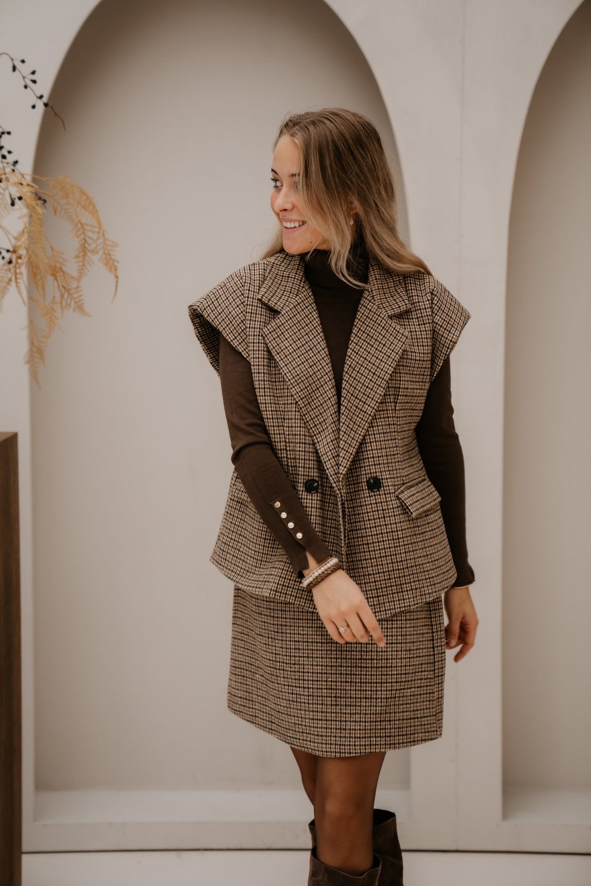 Ila ruit gilet camel/black - Bij Keesje - Bij Keesje - Gilet