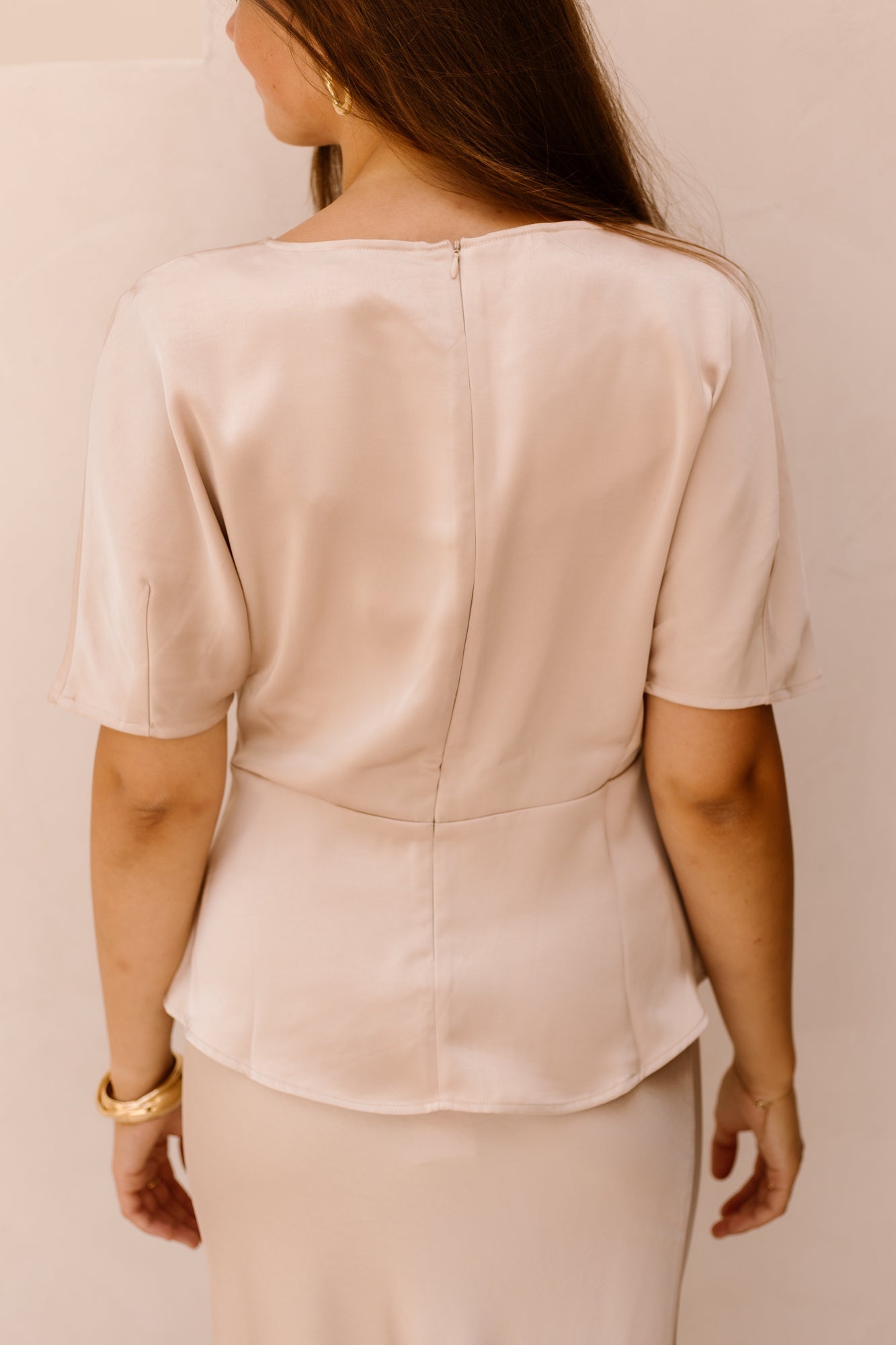Josine heavy sateen blouse champagne - Bij Keesje - Neo Noir - Blouse