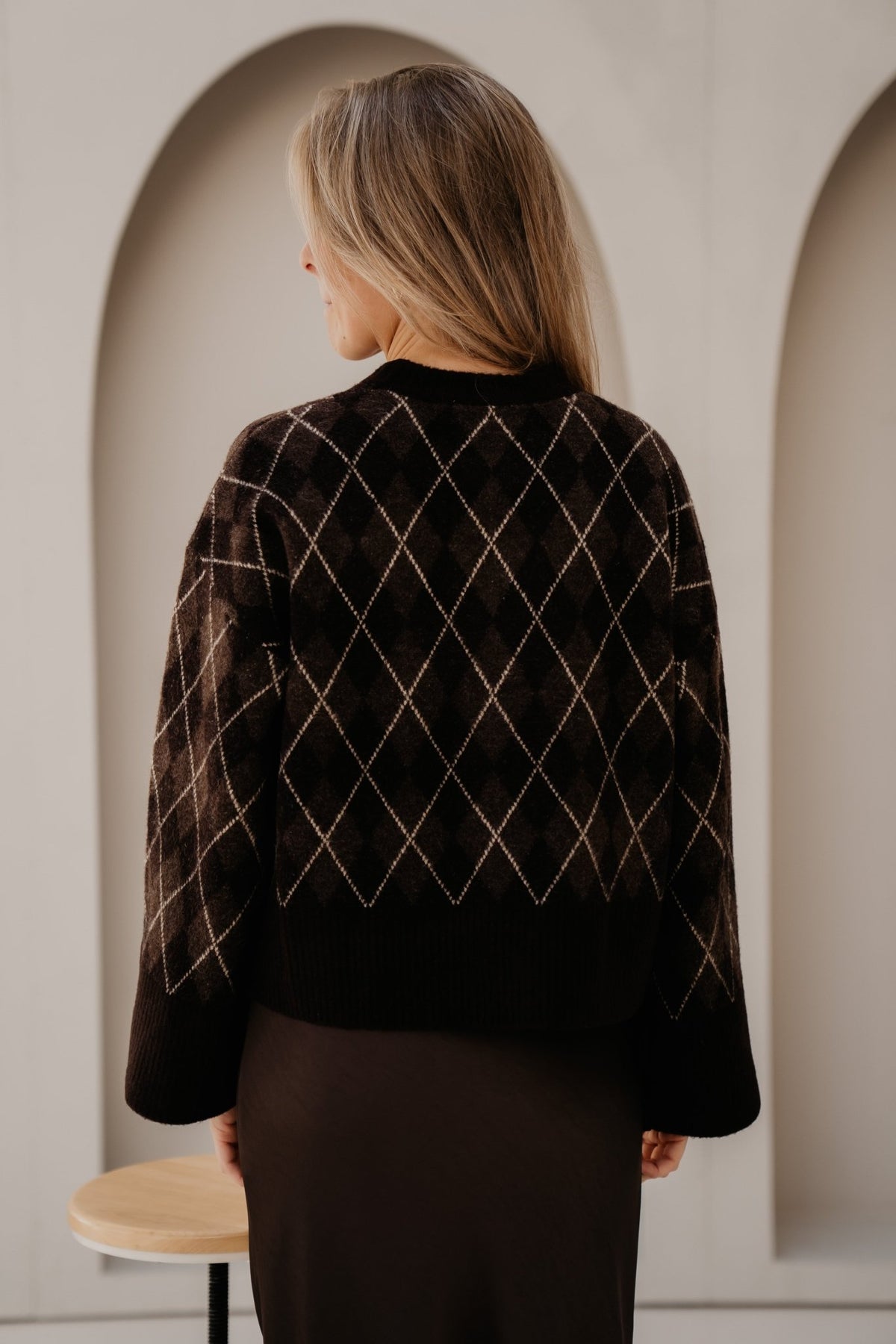 Kick Check Knit Blouse Dark Brown - Bij Keesje - Neo Noir - Trui