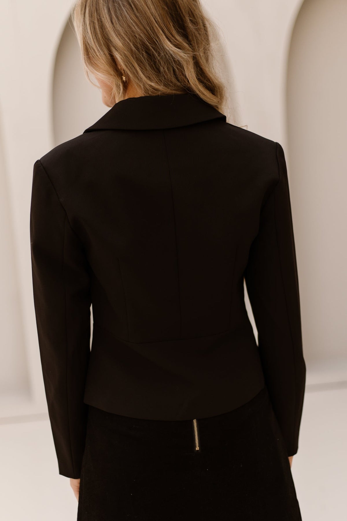 Leanne suit blazer black - Bij Keesje - Neo Noir - Blazer