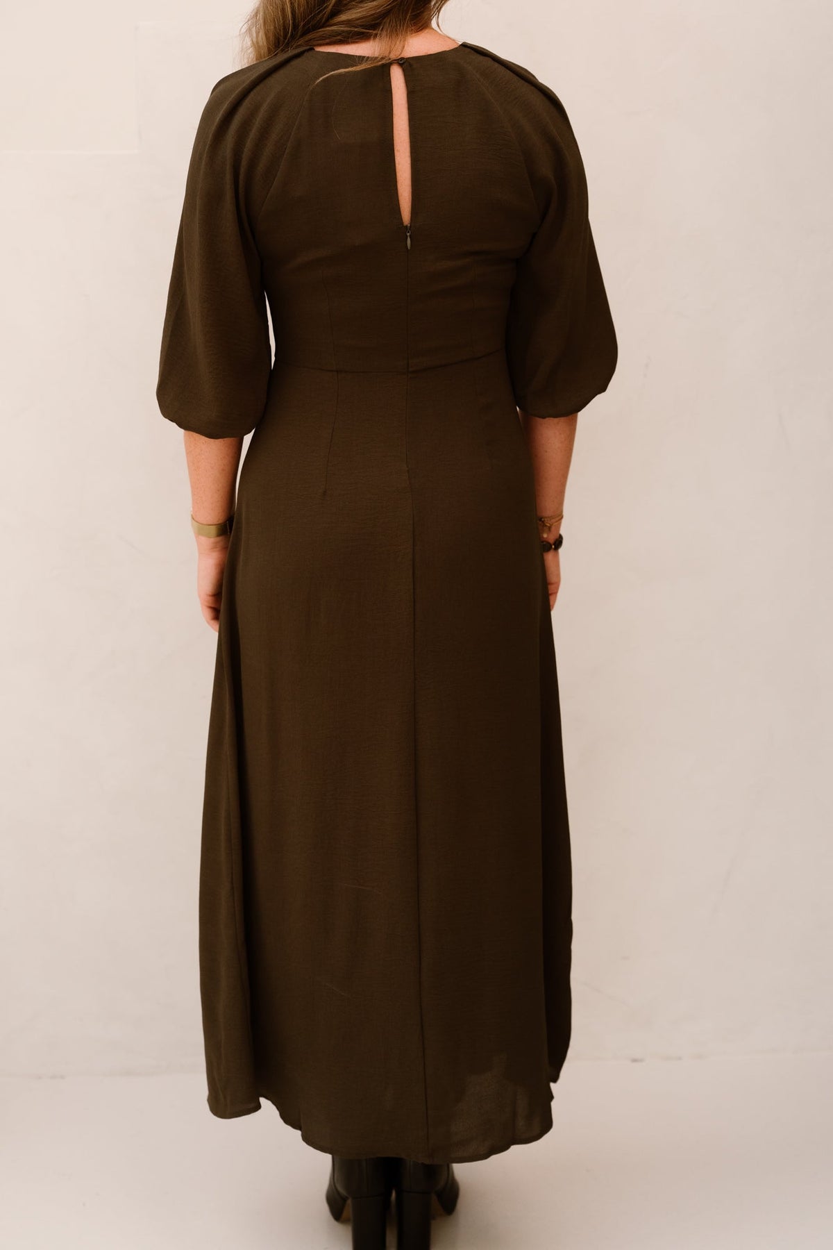 Meriel Structure Solid Dress Army - Bij Keesje - Neo Noir - Jurk