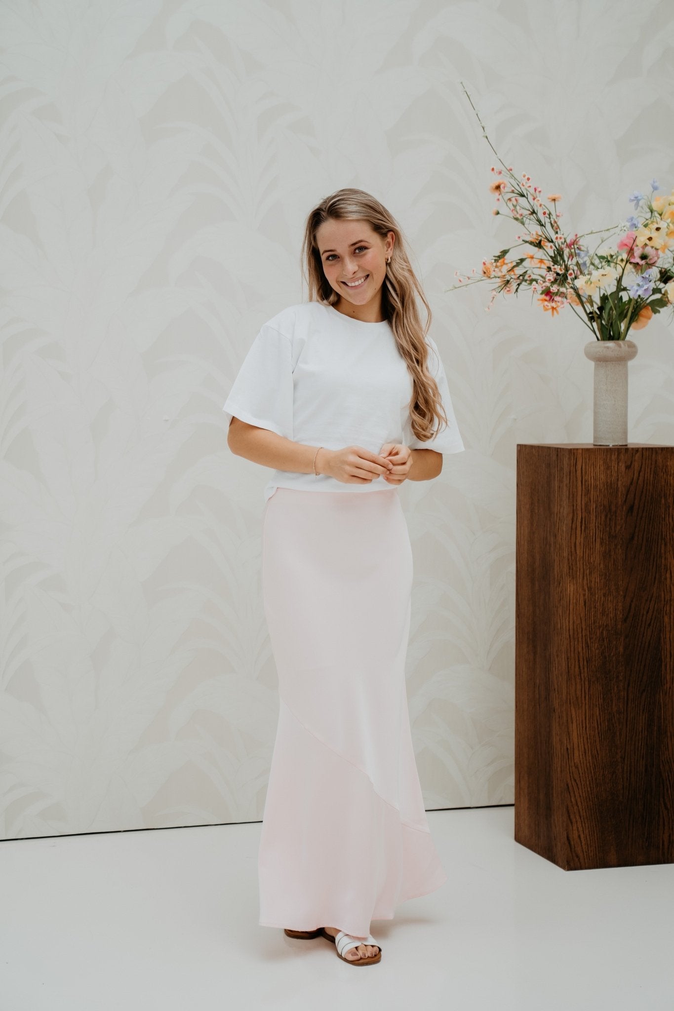 Ninad Heavy Sateen Skirt Light Pink - Bij Keesje - Neo Noir - Rokken
