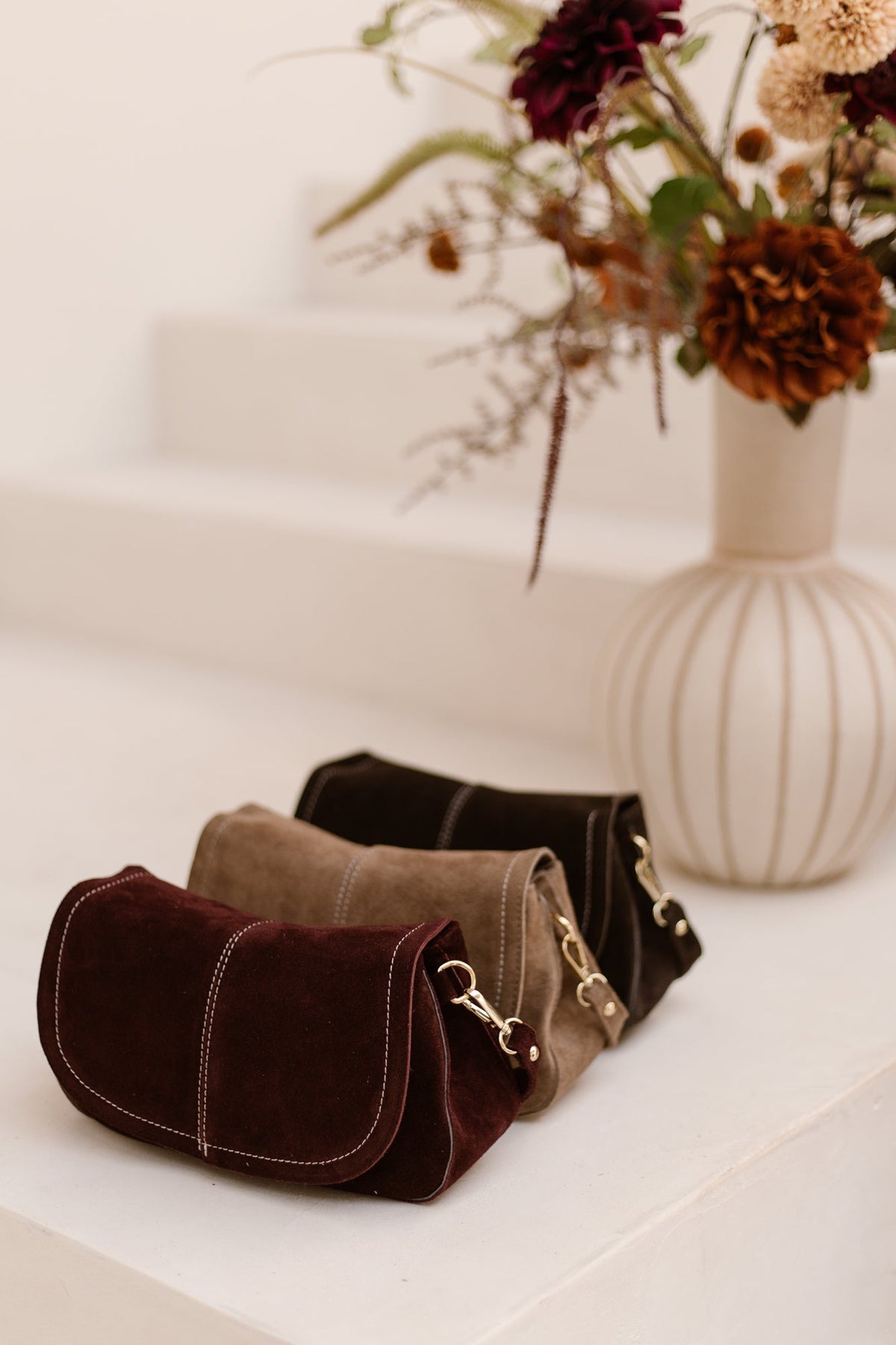 Tas Catania suede donkerbruin - Bij Keesje - Bij Keesje - Tas