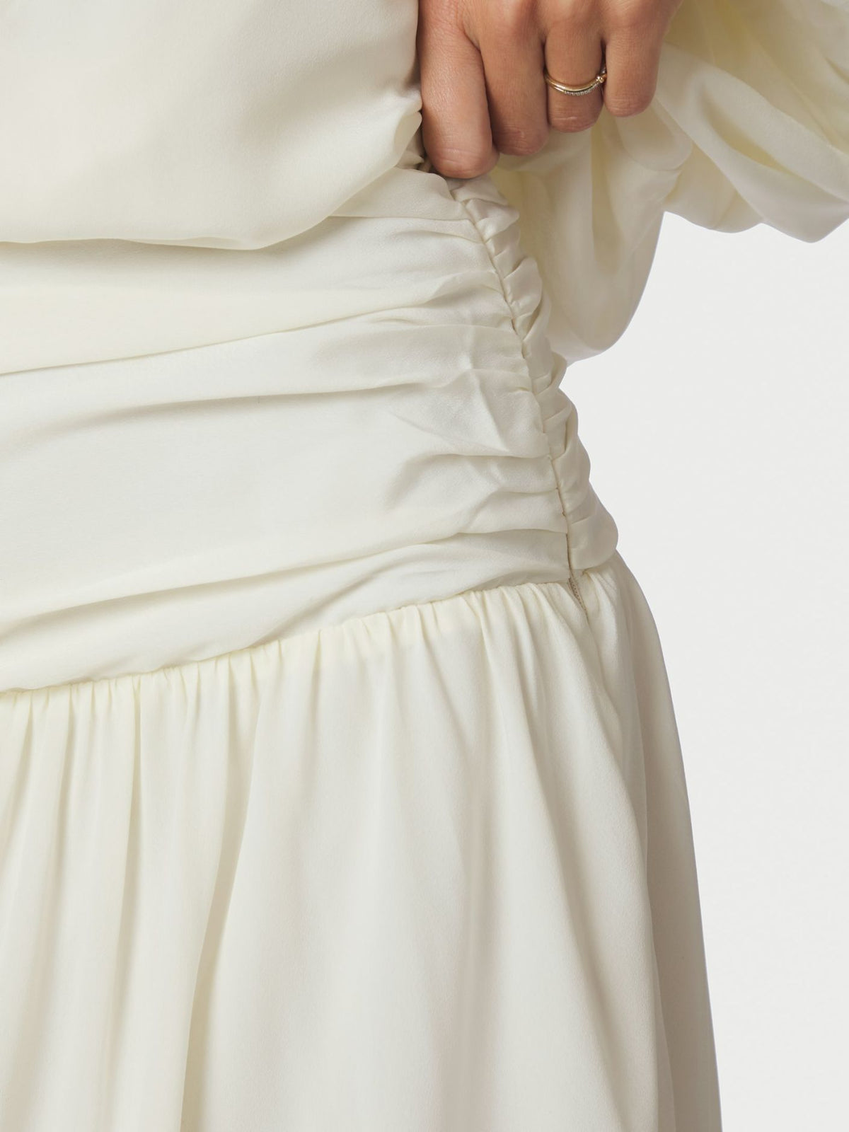 Morien Woven Maxi Skirt Off White
