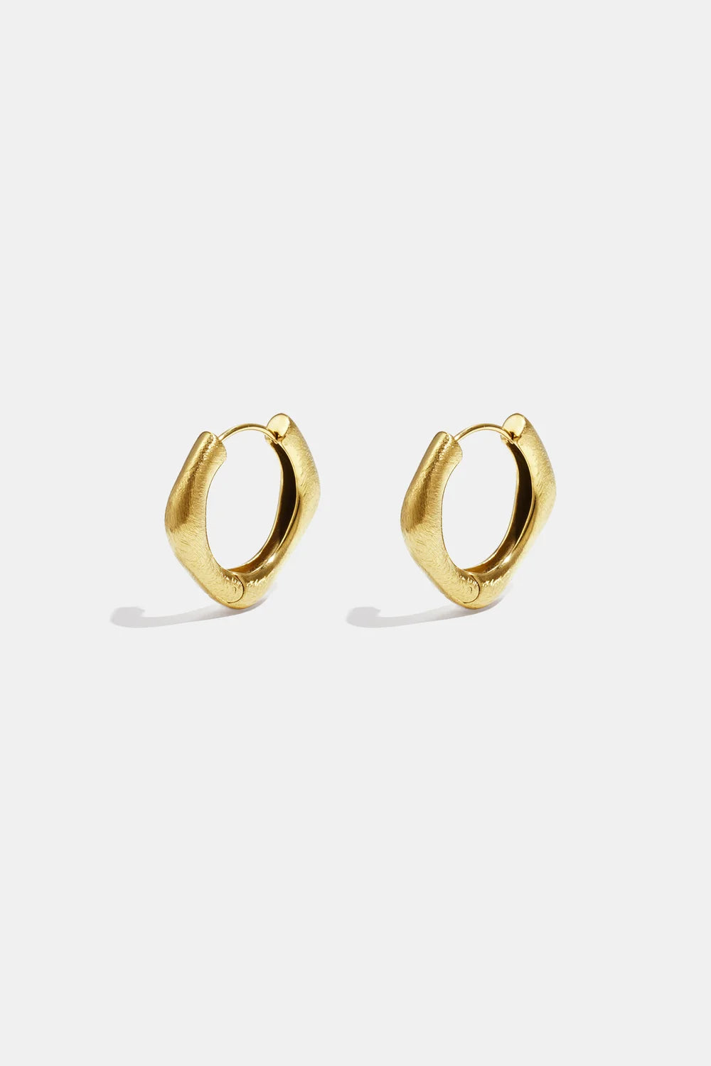 Oorbellen Annelien square gold