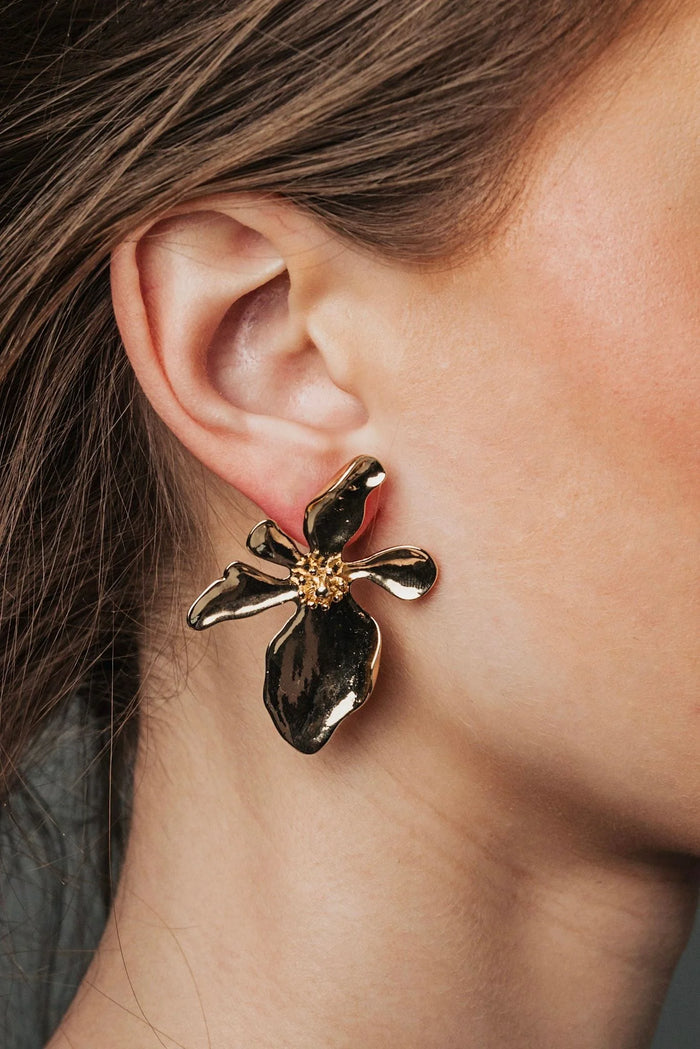 BOW19 Earring Flower Gold