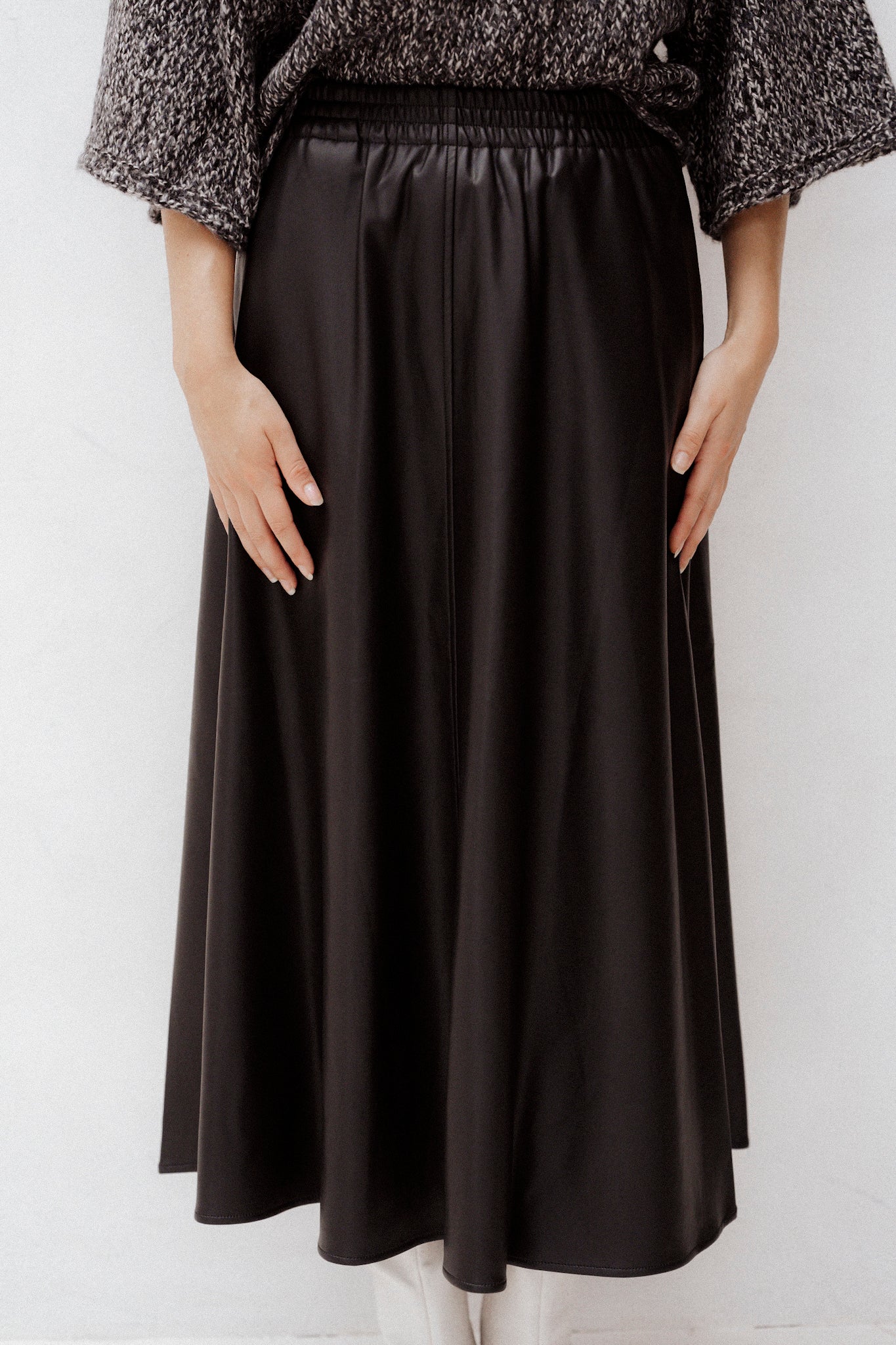 Skirt Wide PU Dark Grey