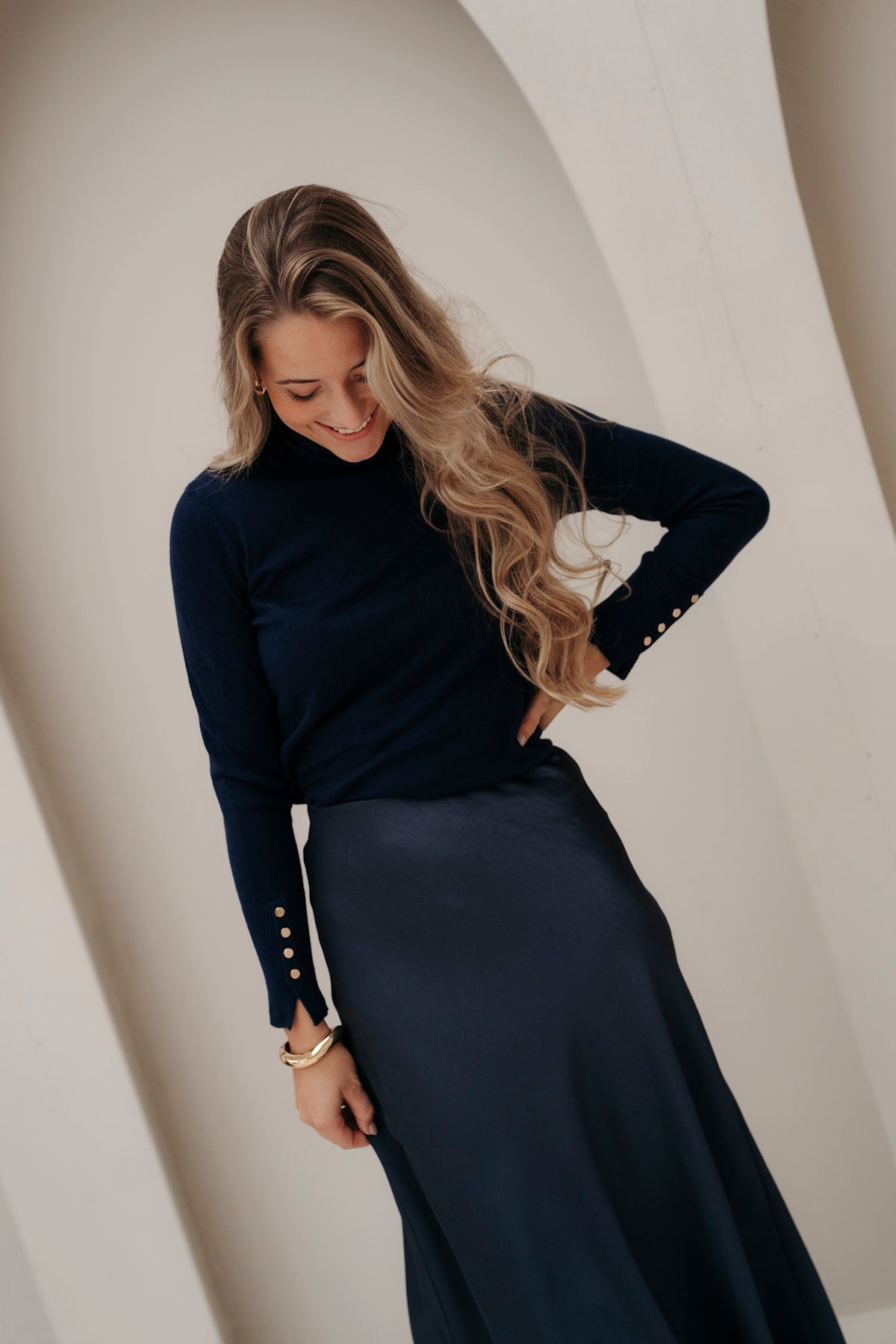 Eliana Col Dark Blue