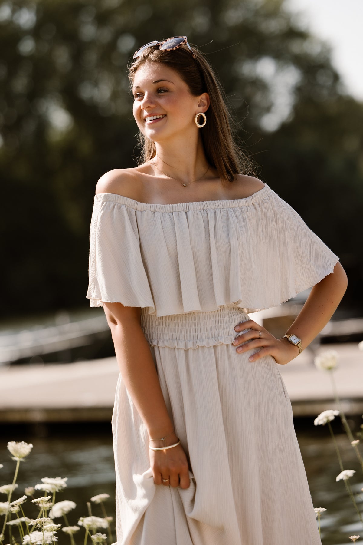Aya off shoulder dress beige