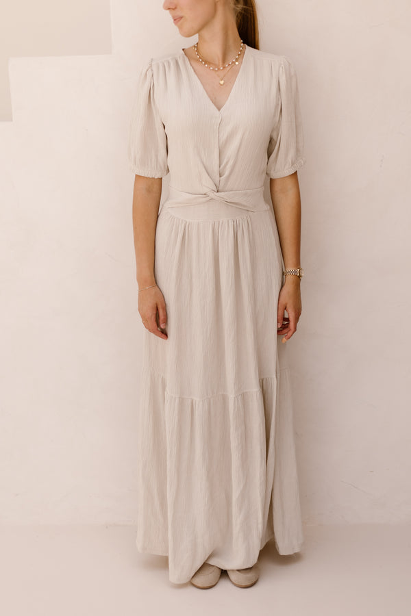 Alyssa knot dress beige
