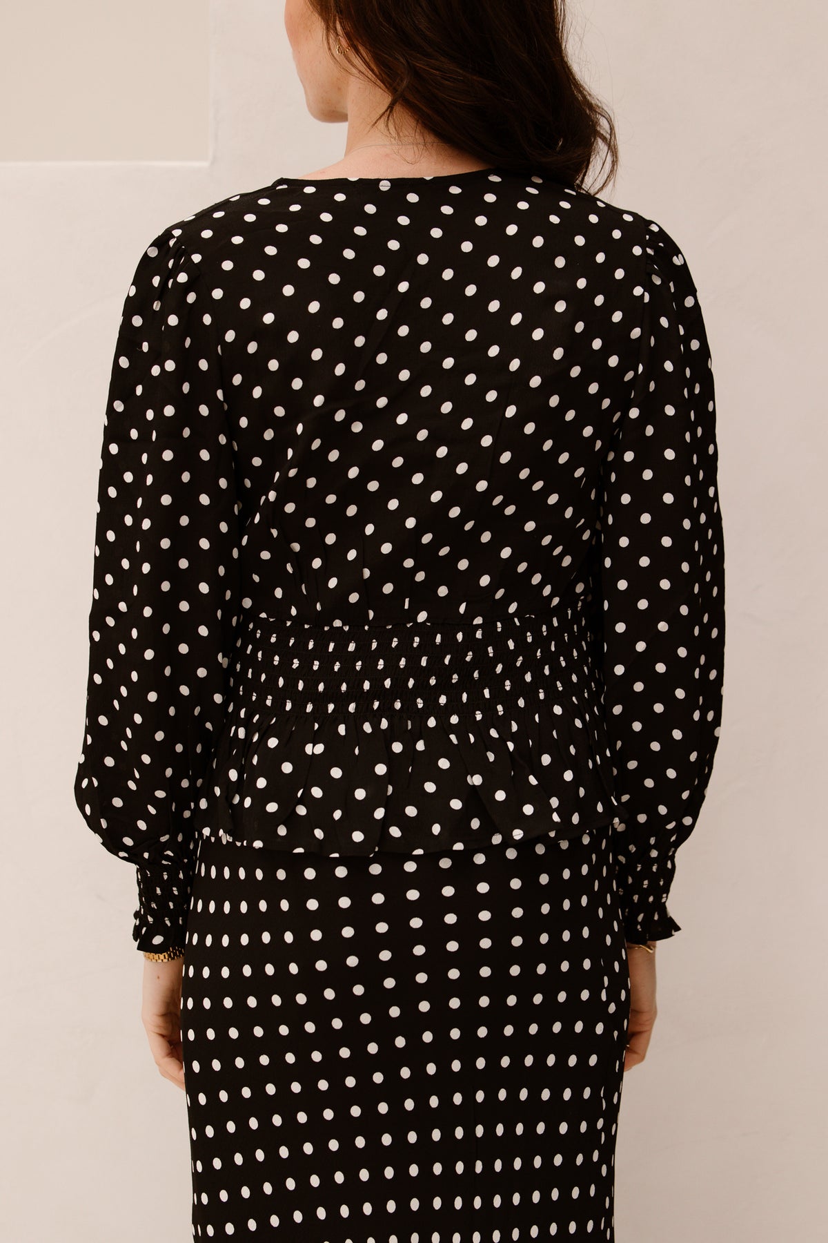Tamona crepe dot blouse