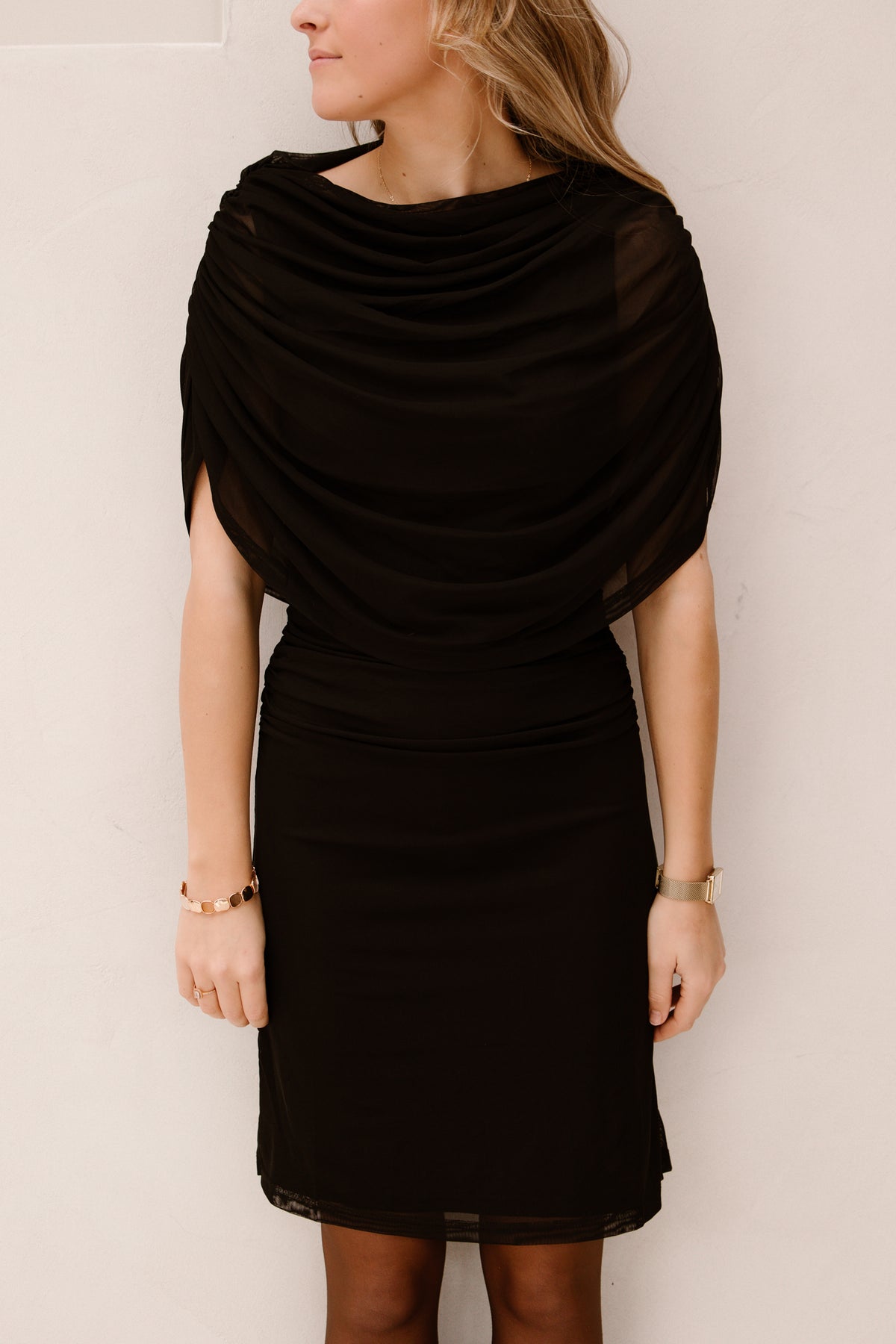 Mottuna drappy mesh dress