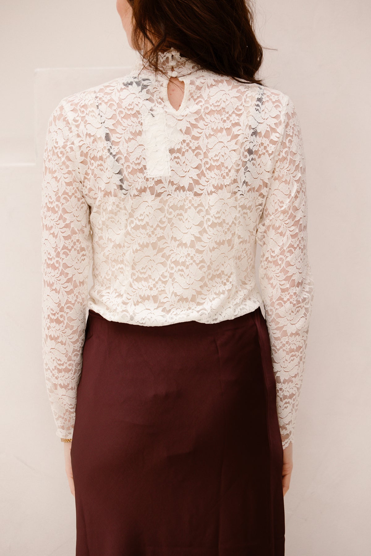 Liza Bluse mit Spitzenblumenmuster, cremefarben