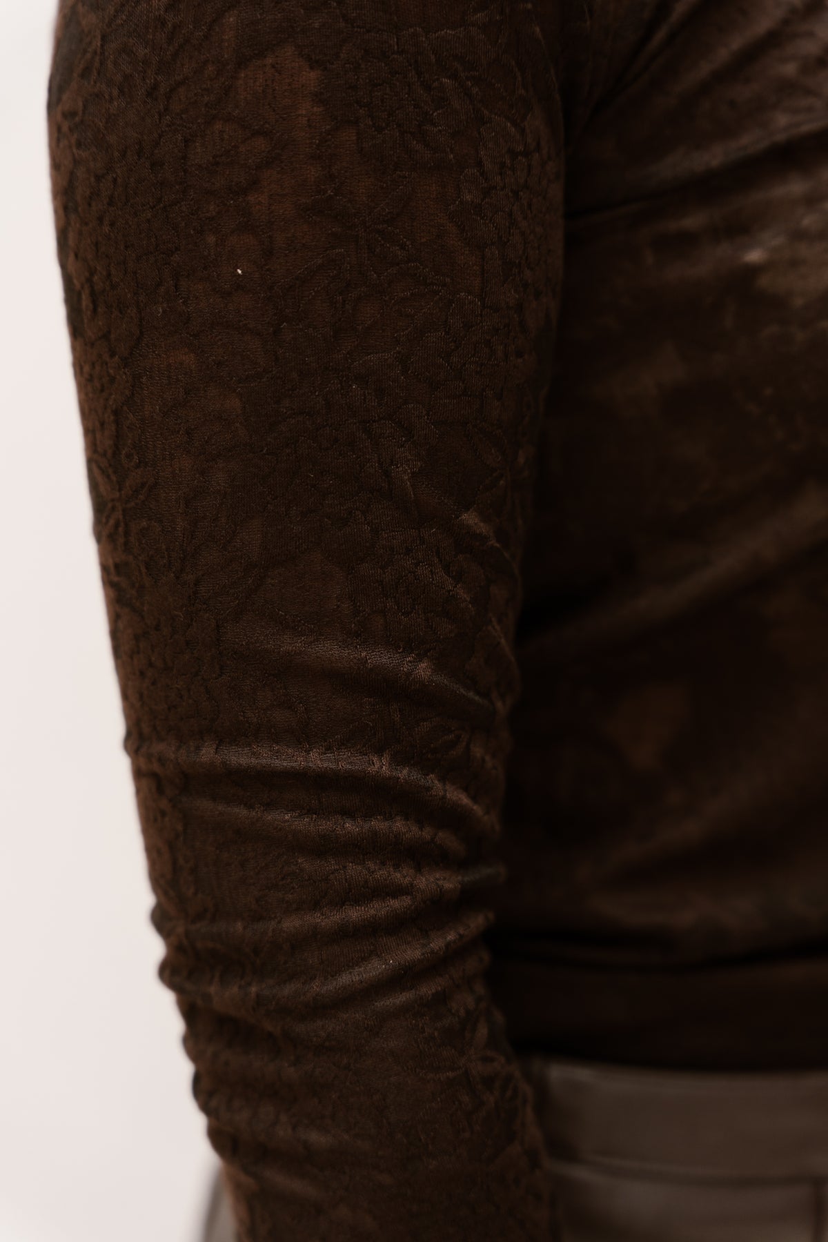 FQesvia blouse mole