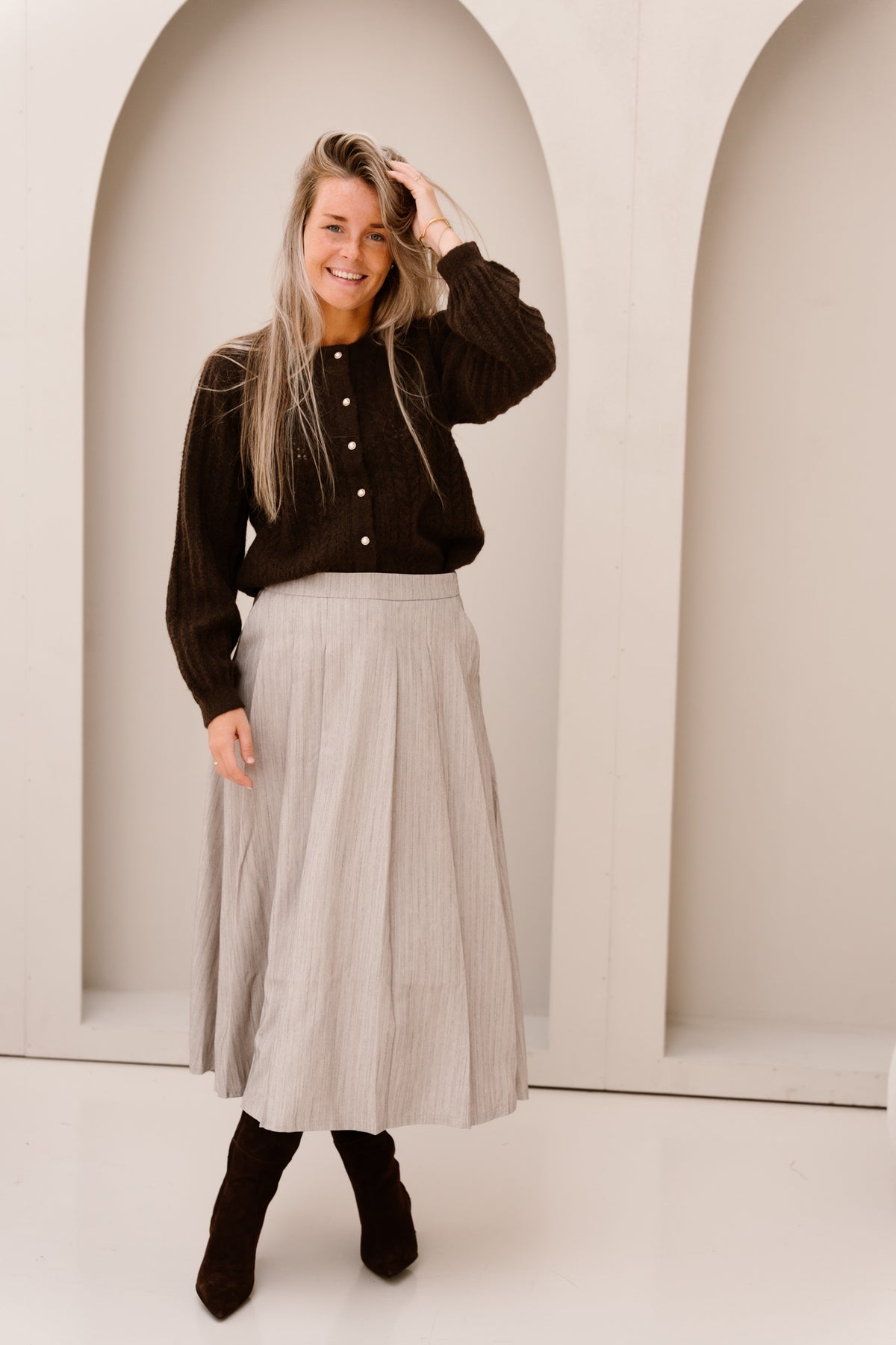 Objflora button cardigan seal brown