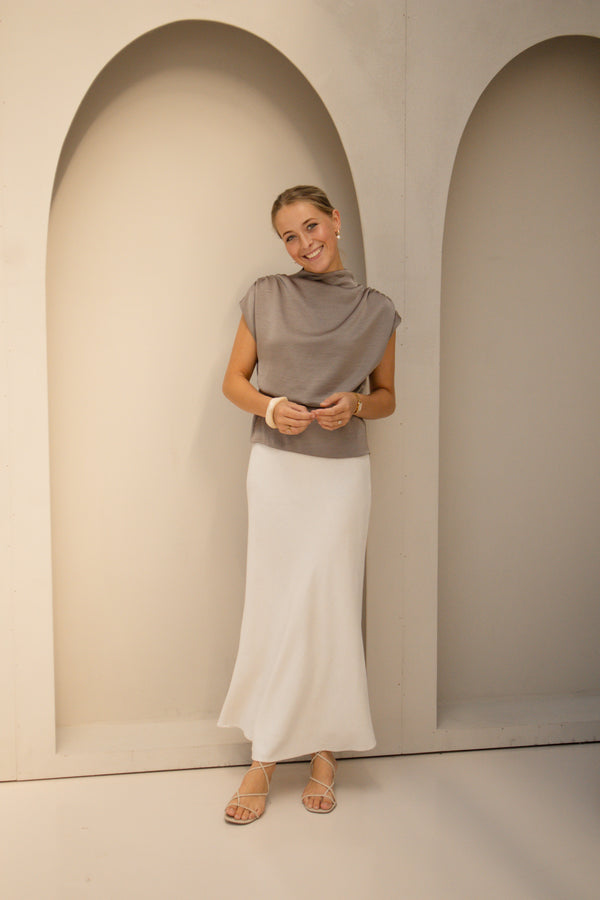 Bobby Top Satin Look Taupe