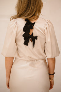 Lorraine soft satin blouse champagne NN