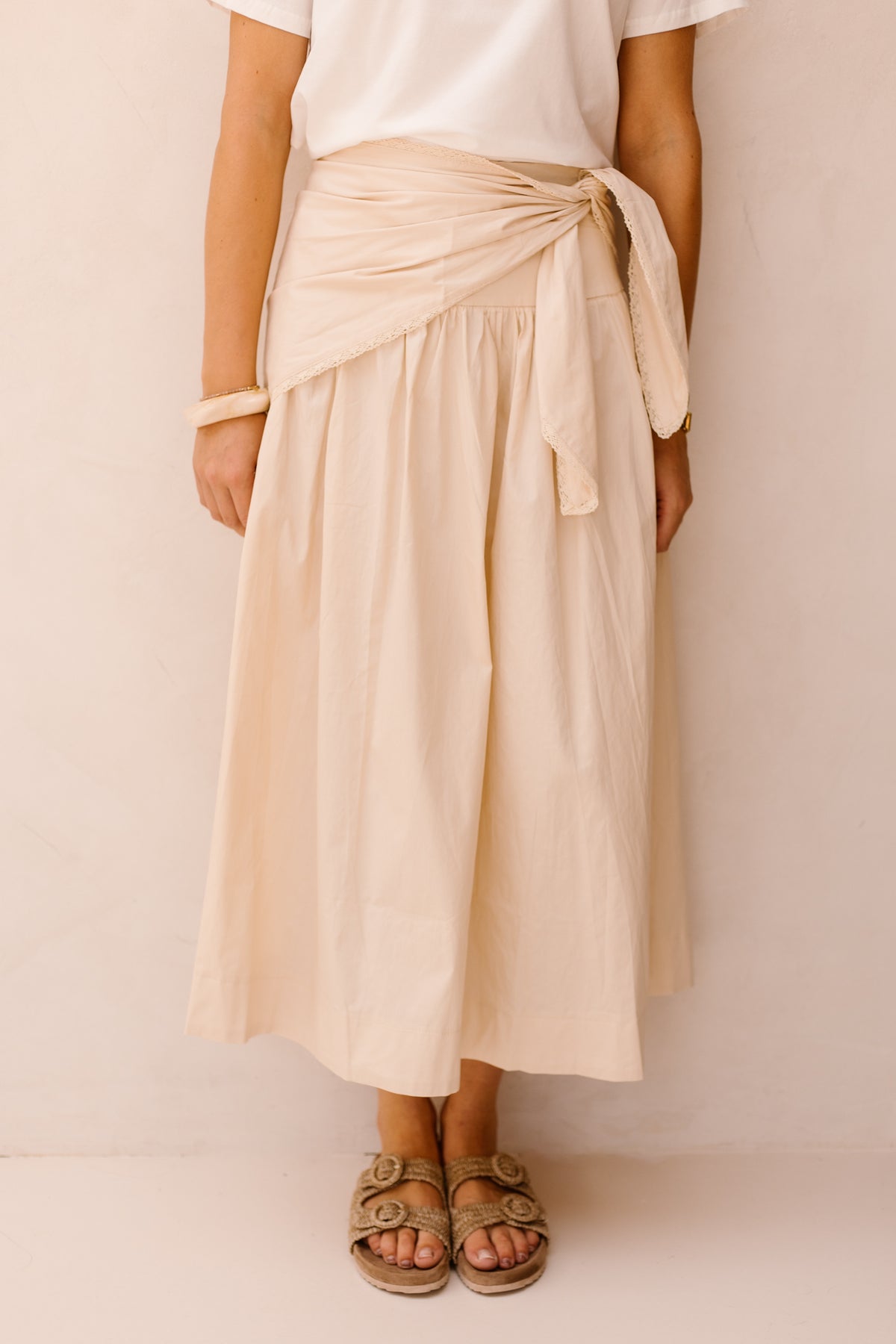 Rok met sjaal beige
