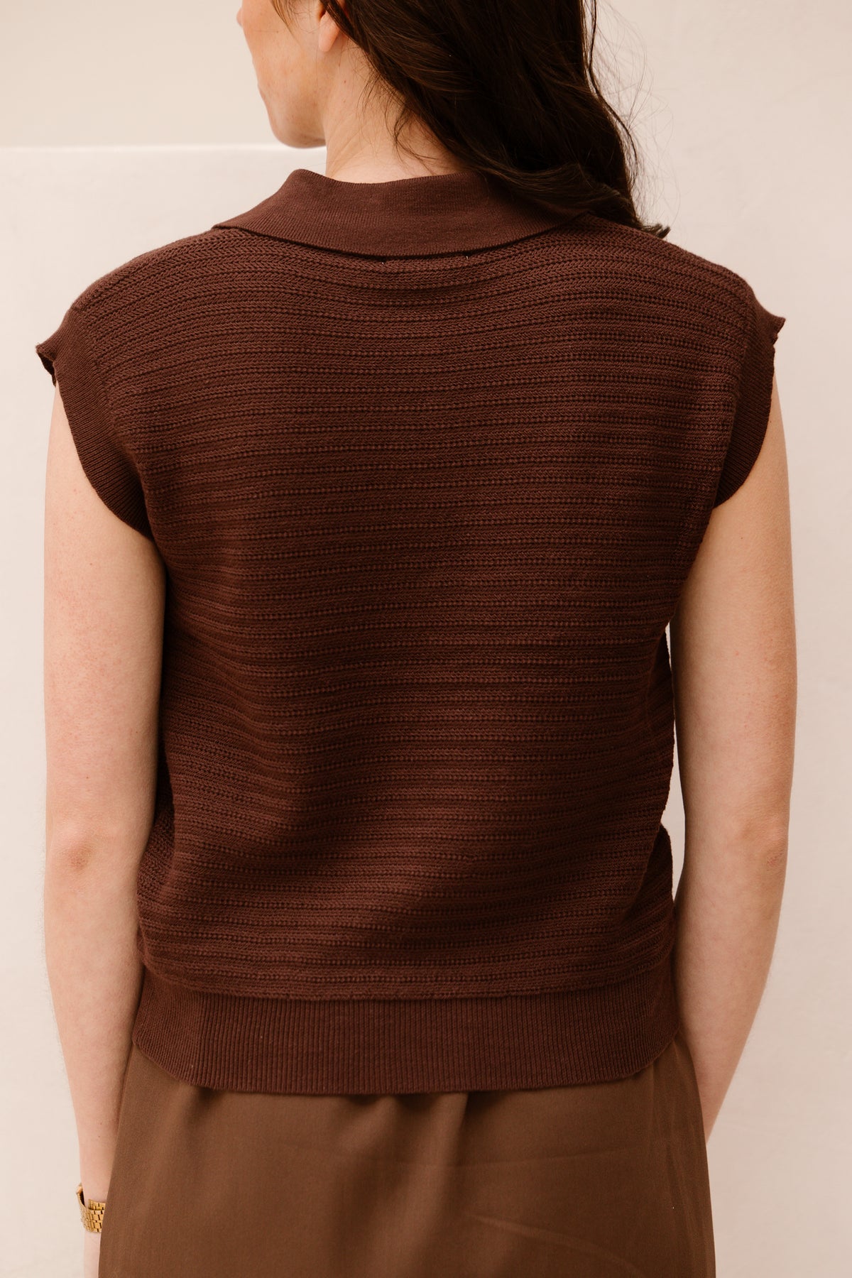 Karin top dark brown