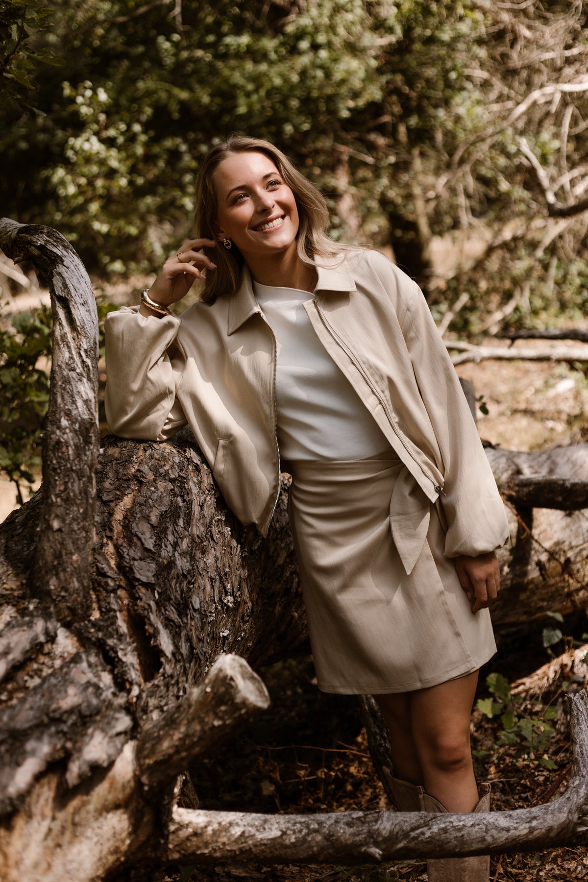 Simone Lederrock schwarz