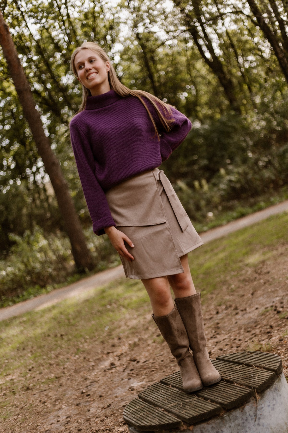 Marianne Rock Taupe