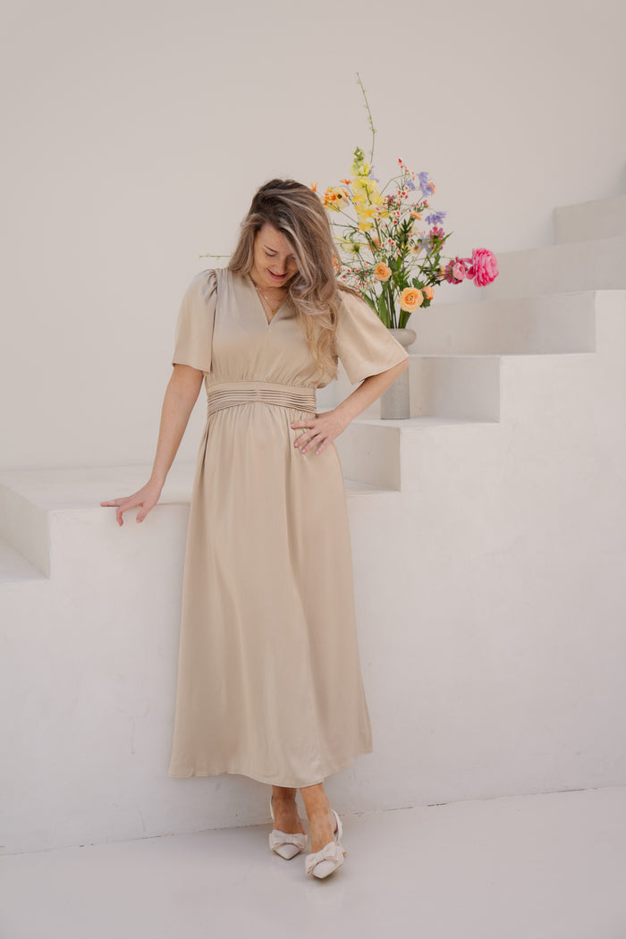 Domia dress sandy beach