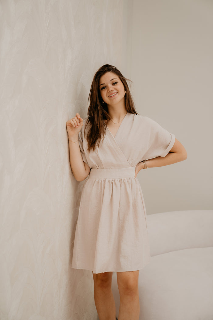 Sara jurkje beige