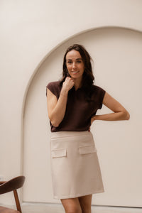 Karin top dark brown