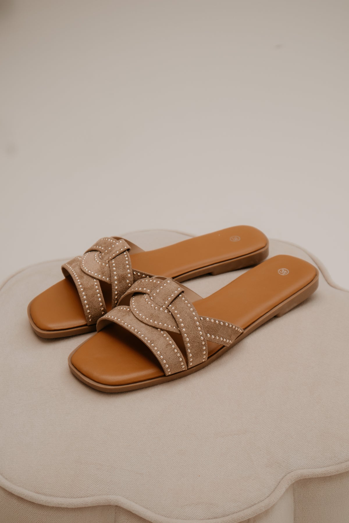 Almere Slipper Taupe