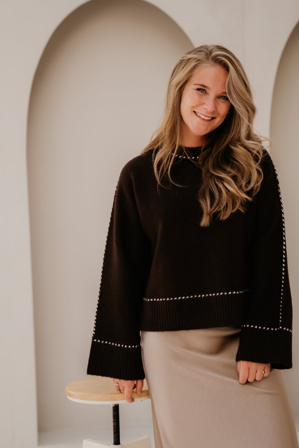 Roeme knit stitch blouse dark brown