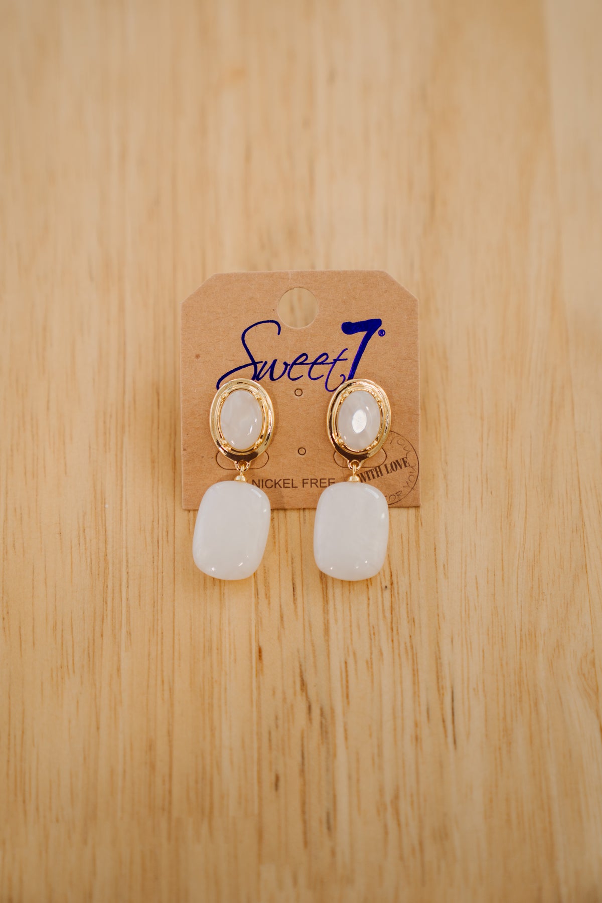 Oorbellen Jinthe wit 6101