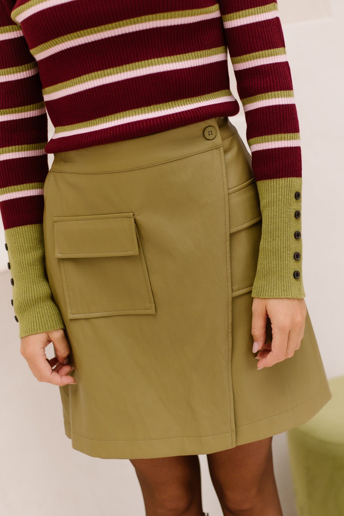 Joleine leatherlook skirt green