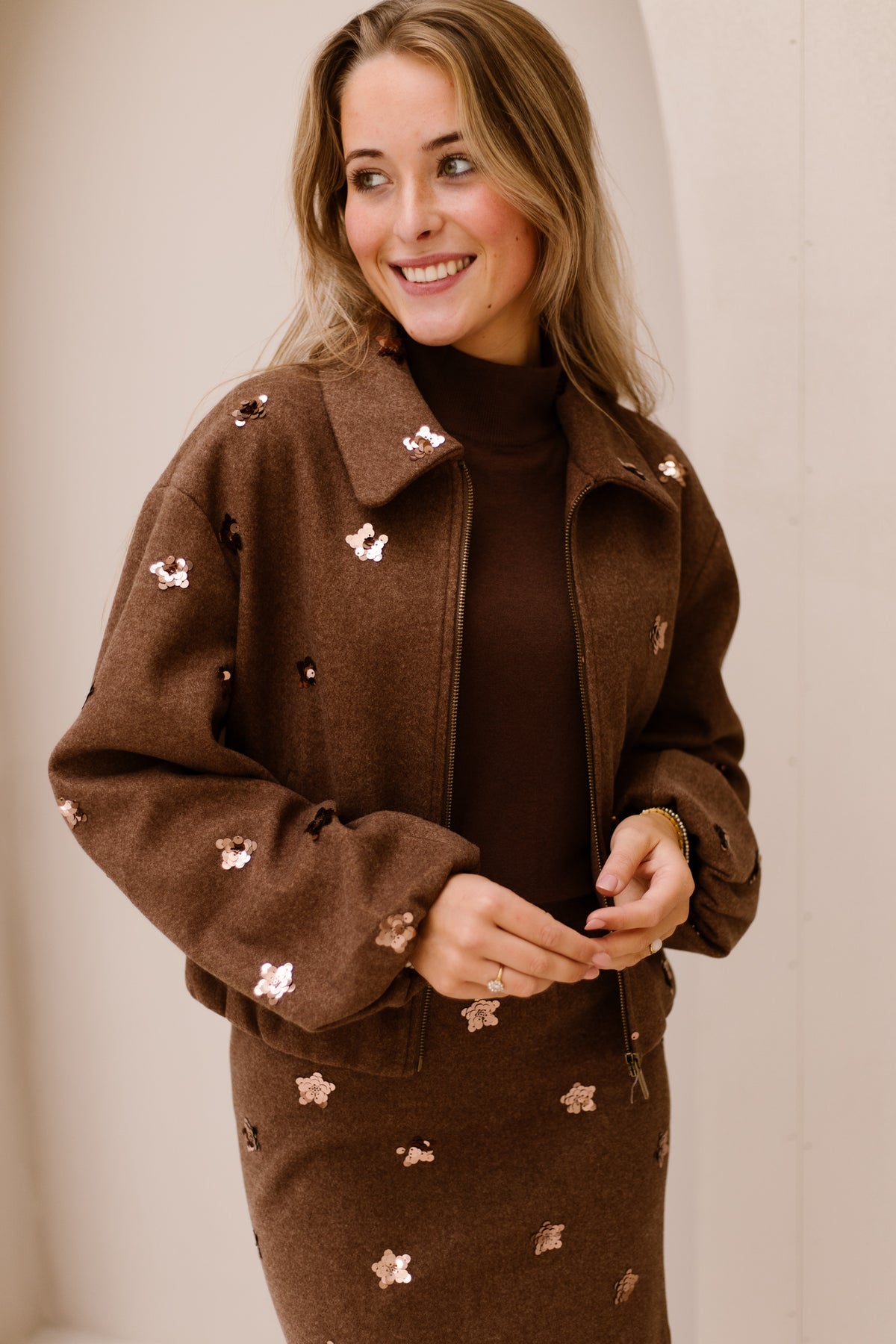 Jacket flowers coffee 08700
