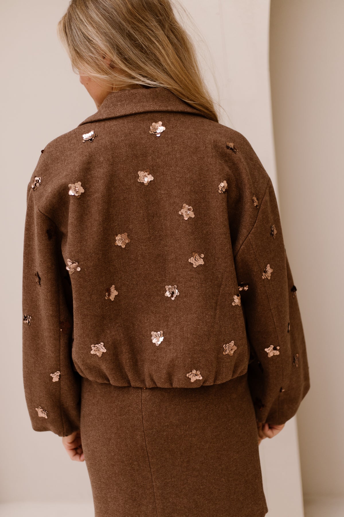 Jacket flowers coffee 08700