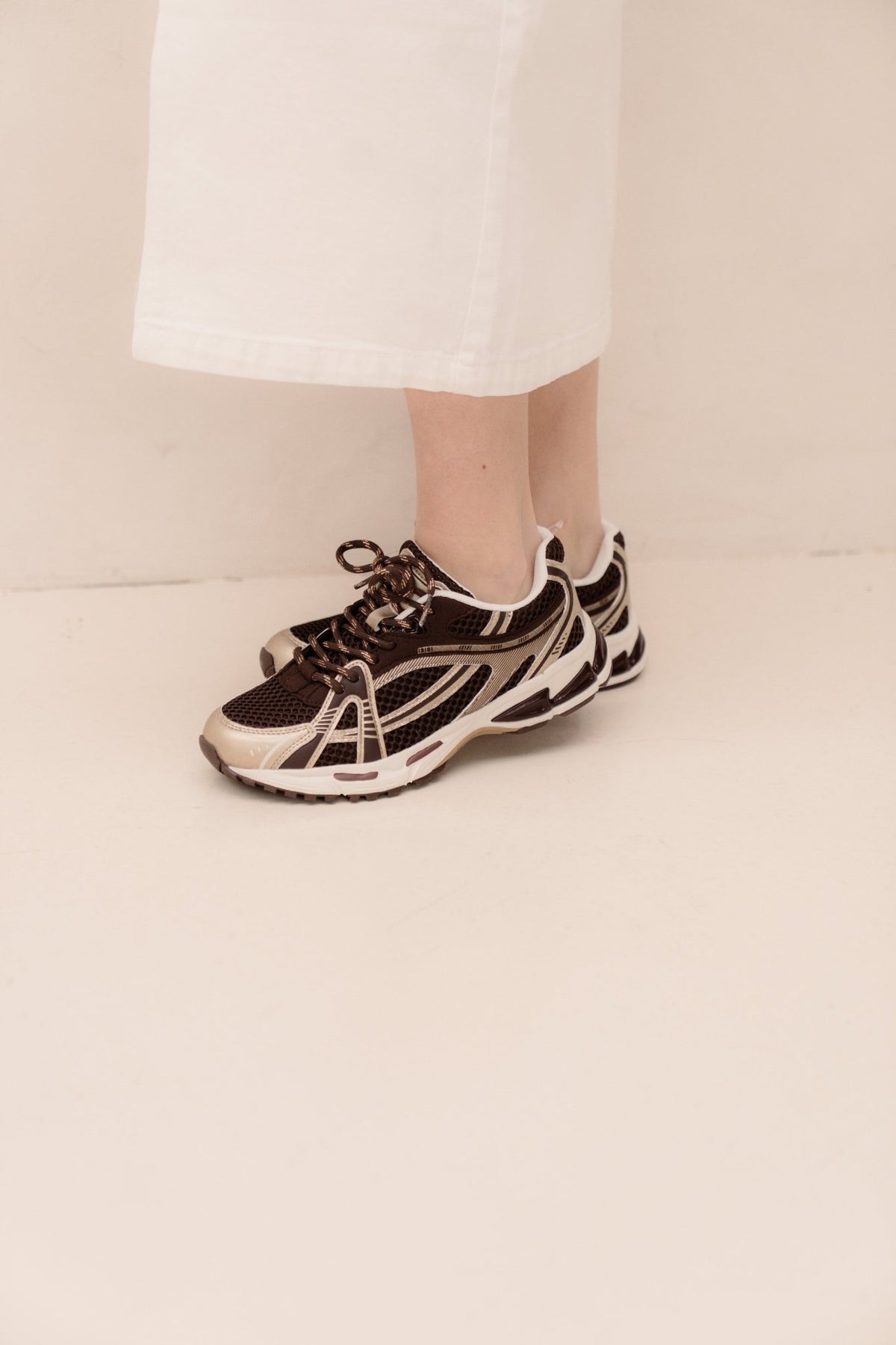 Aalden sneaker brown - Bij Keesje - Shoecolate - Schoenen