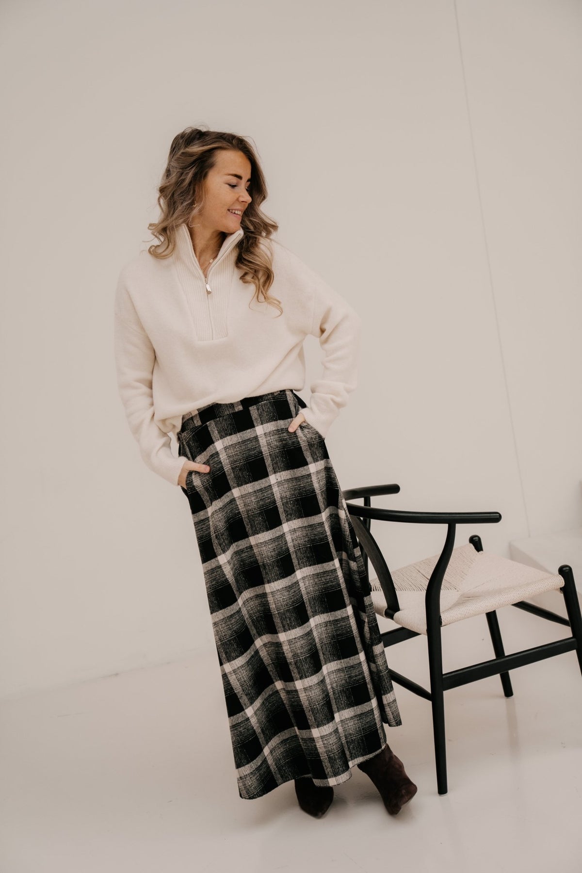 Aaltje long check skirt black - Bij Keesje - Bij Keesje - Rok