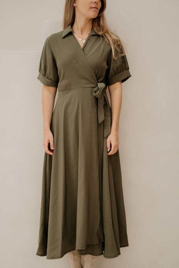 Aline wikkeljurk khaki - Bij Keesje - Bij Keesje - Jurk