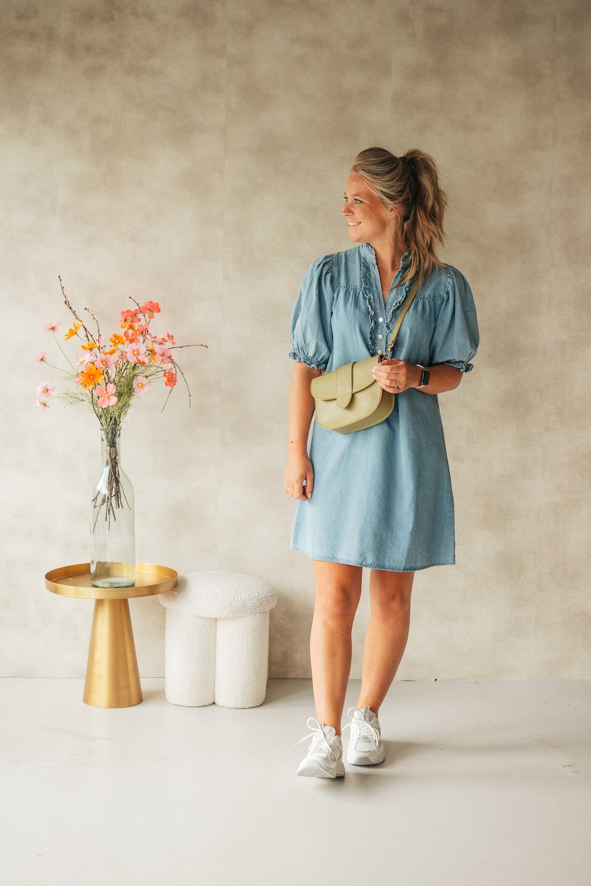 Alma denim dress stonewash - Bij Keesje