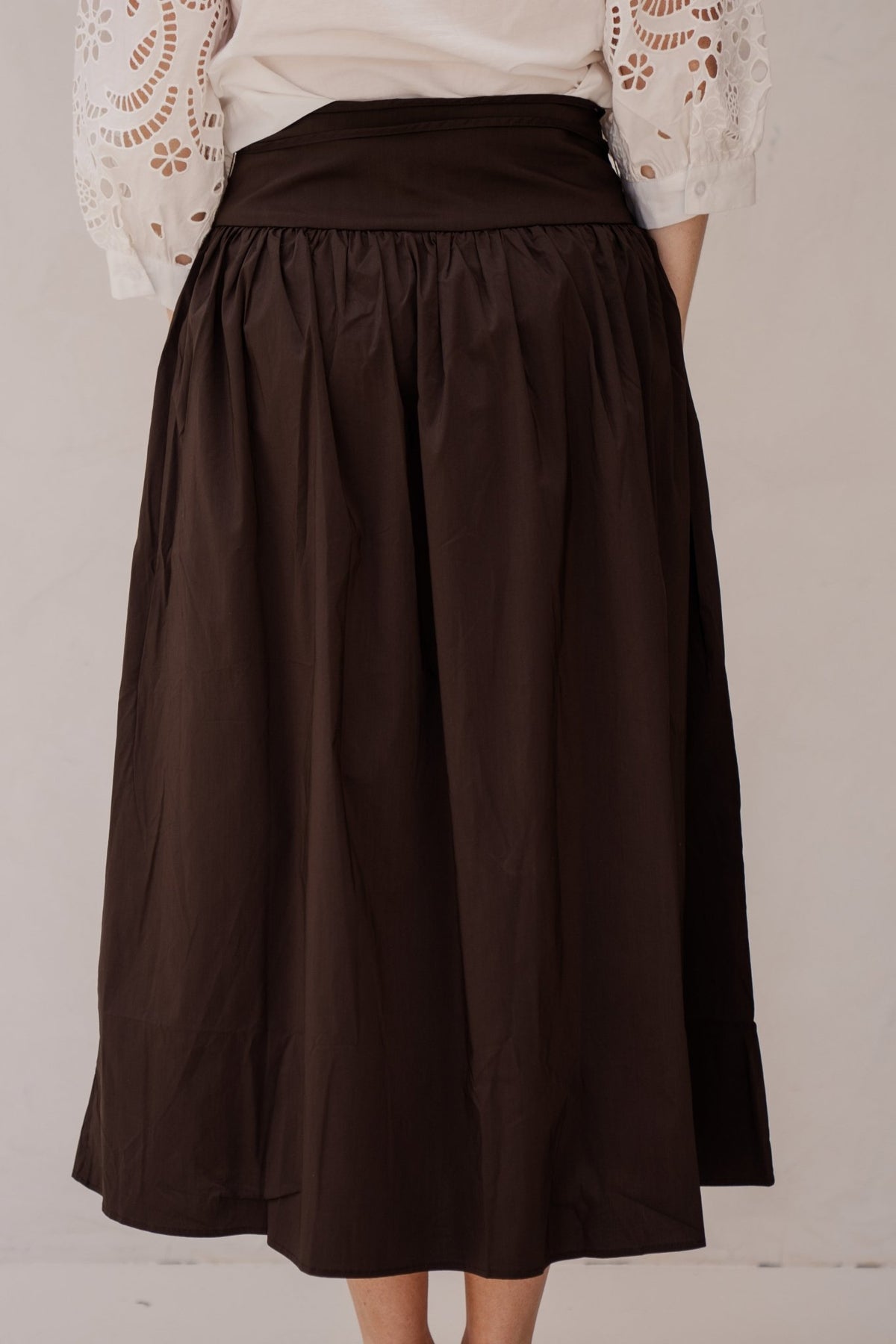 Anais Poplin Skirt Chocolate Brown - Bij Keesje - Neo Noir - rok