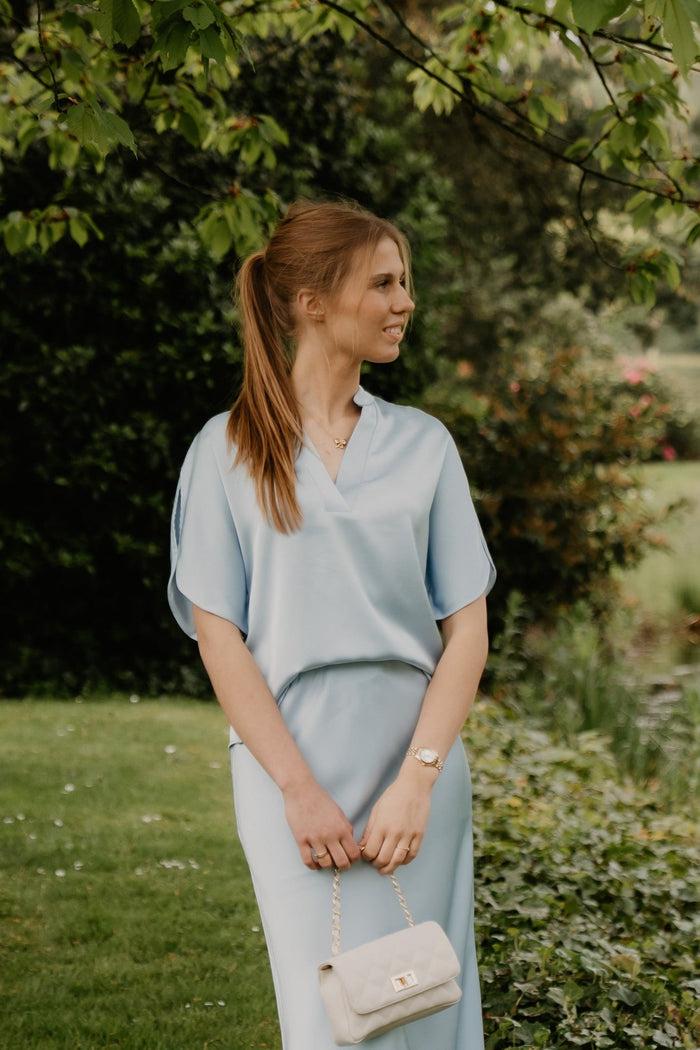 Anelle Heavy Sateen Blouse Light Blue - Bij Keesje - Neo Noir - Blouse