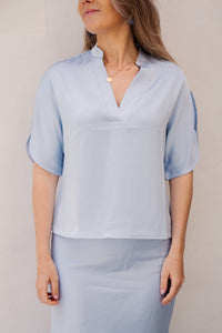 Anelle Heavy Sateen Blouse Light Blue - Bij Keesje - Neo Noir - Blouse
