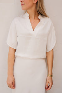 Anelle Heavy Sateen Blouse Pearl - Bij Keesje - Neo Noir - Blouse