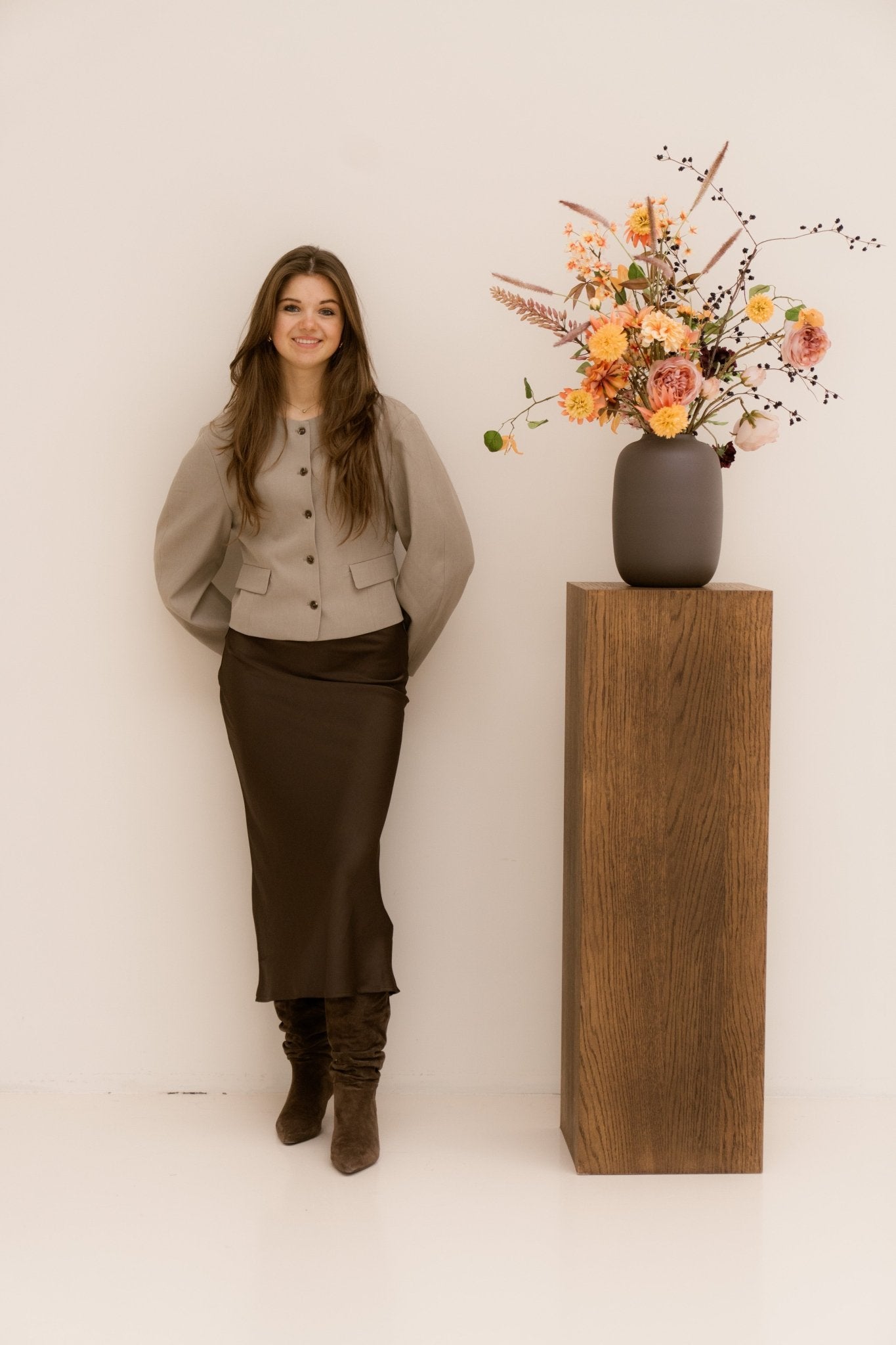 Aranti Structure Curve Jacket Warm Grey - Bij Keesje - Neo Noir